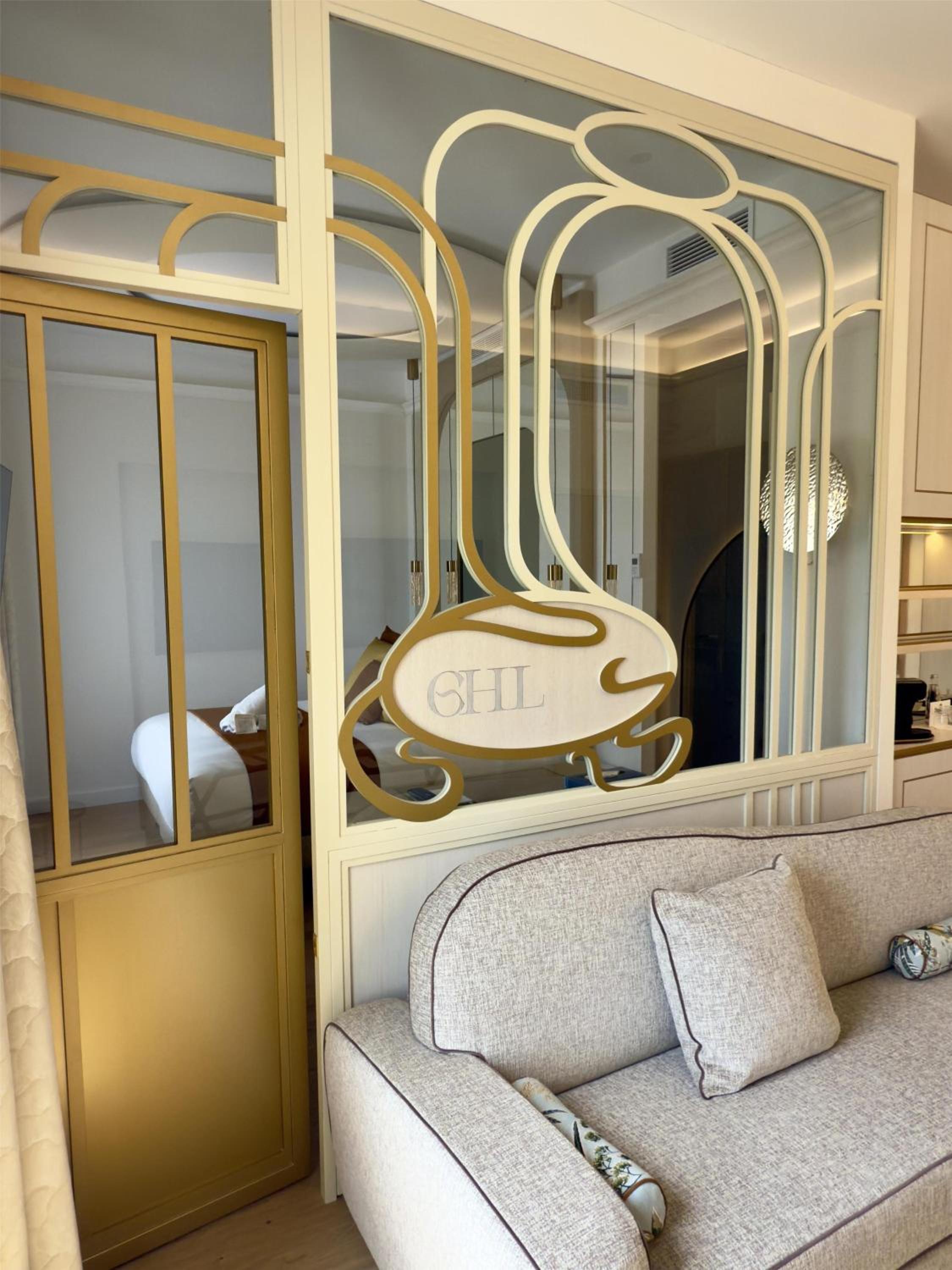 King Suite with Sea View - Non-Smoking - Photo 1