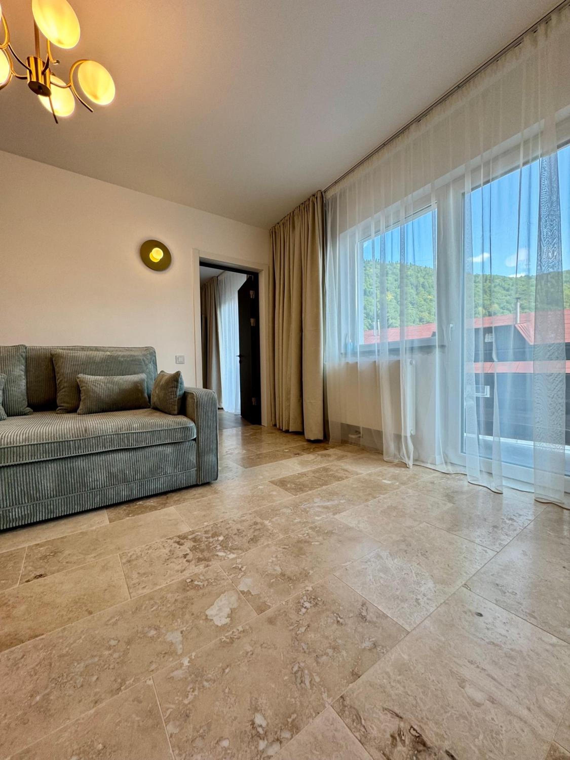 Apartment with Balcony photo 1