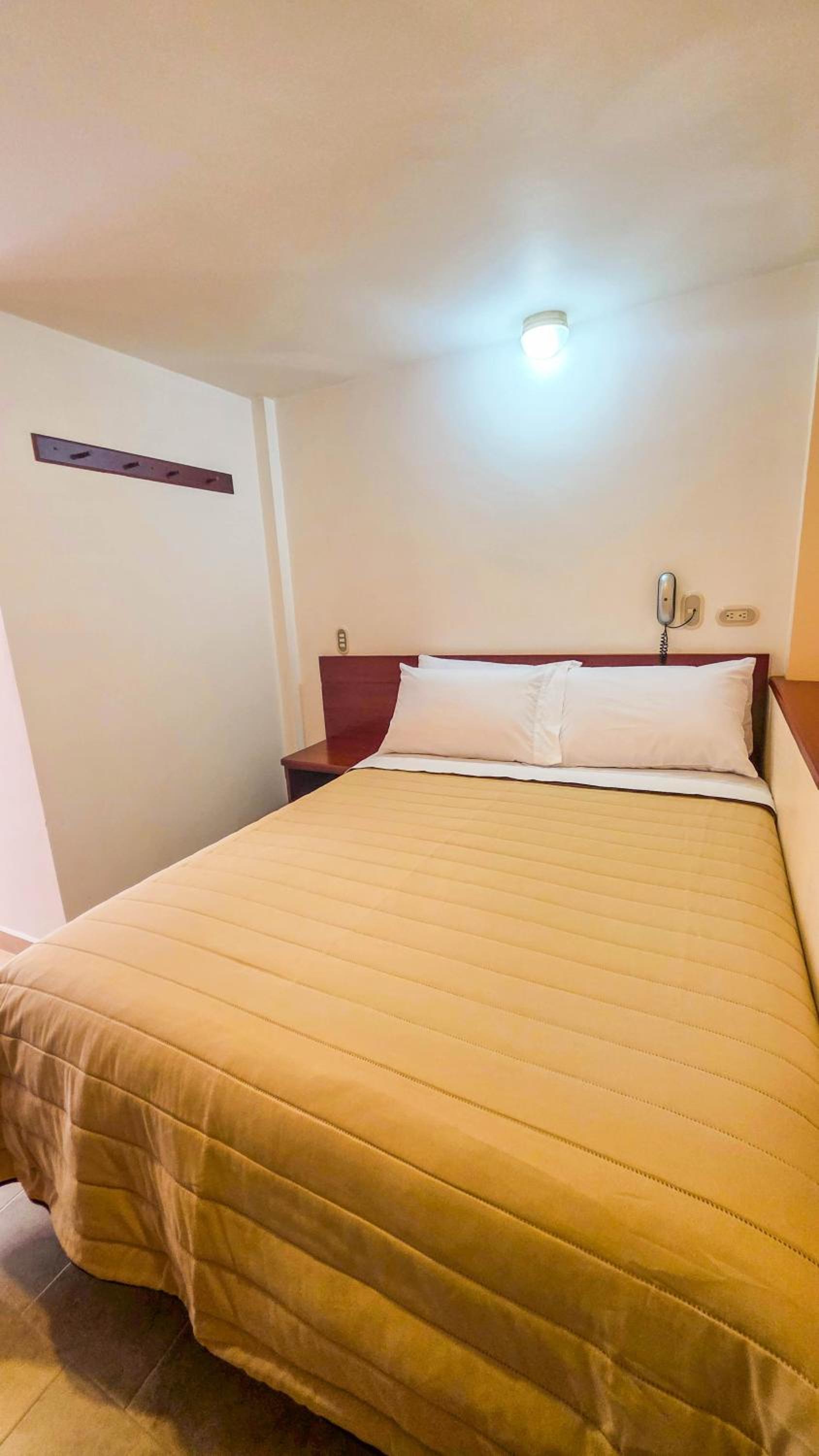Standard Single Room photo 2