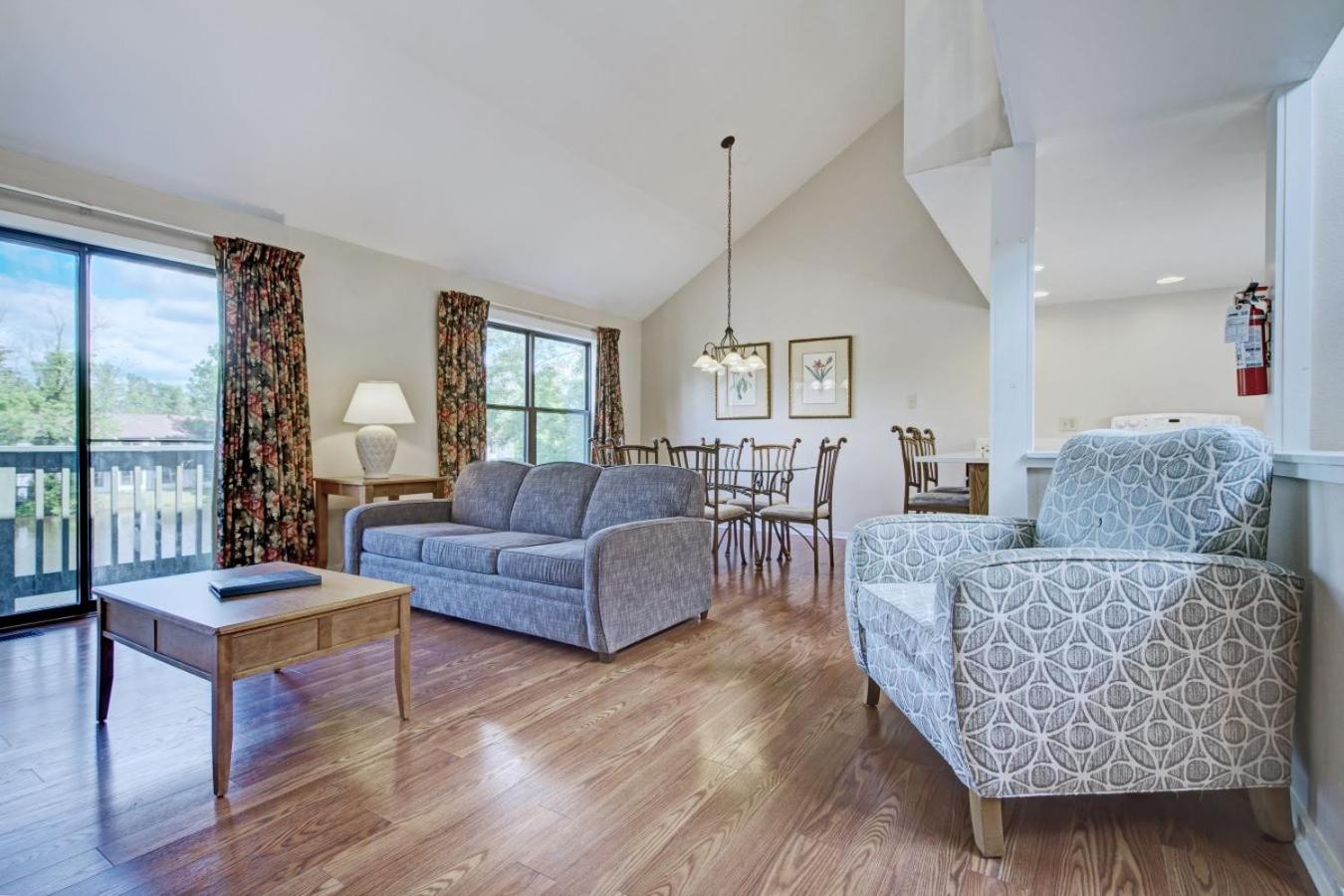 2 Bedroom Loft Treetops