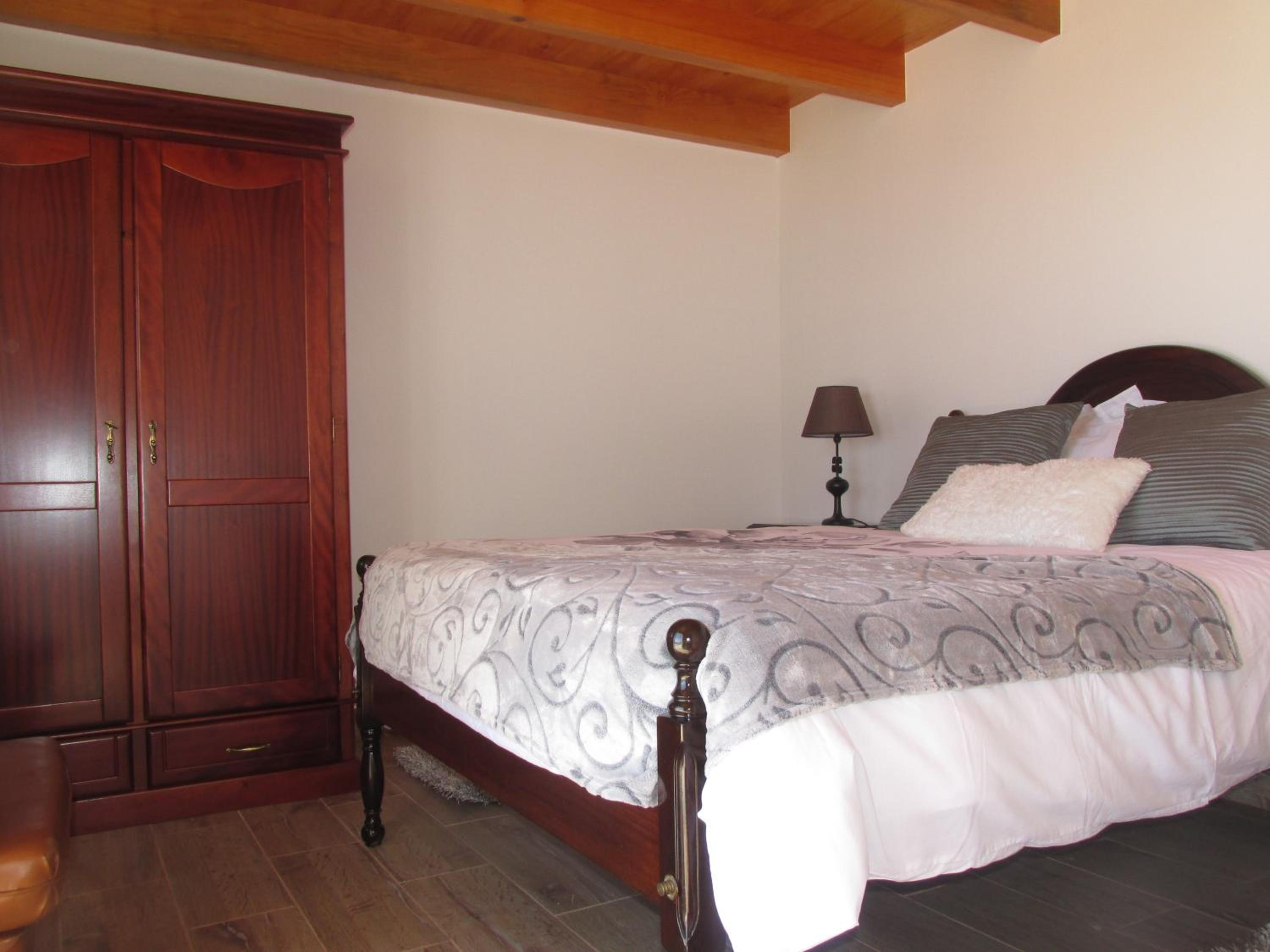 Two-Bedroom House photo 2