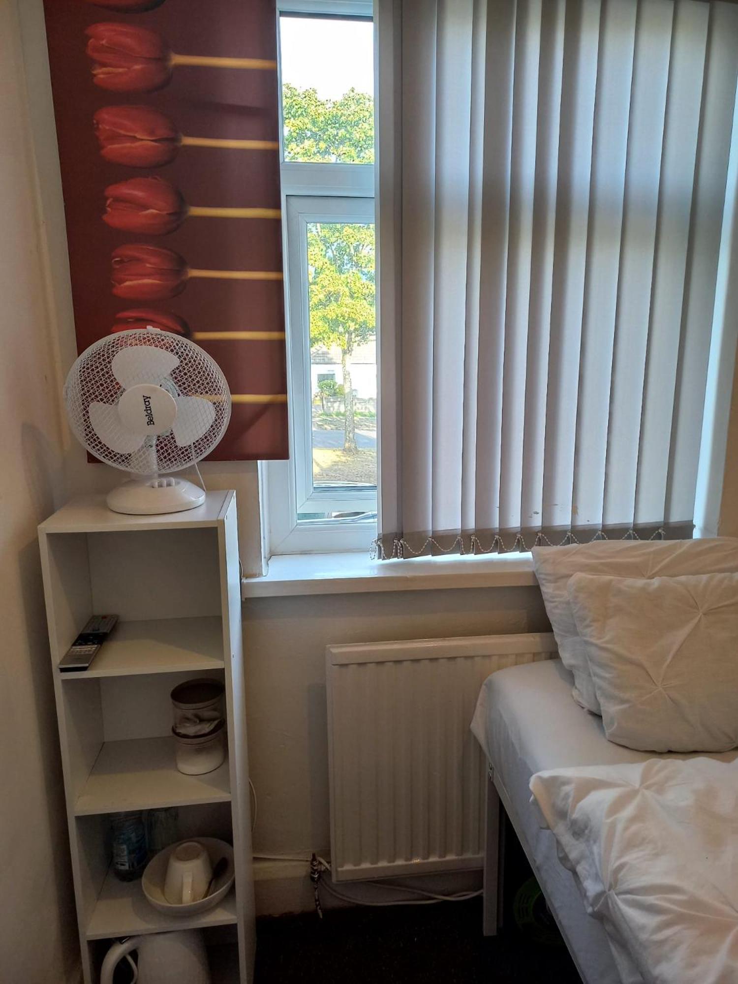 Budget Single Room