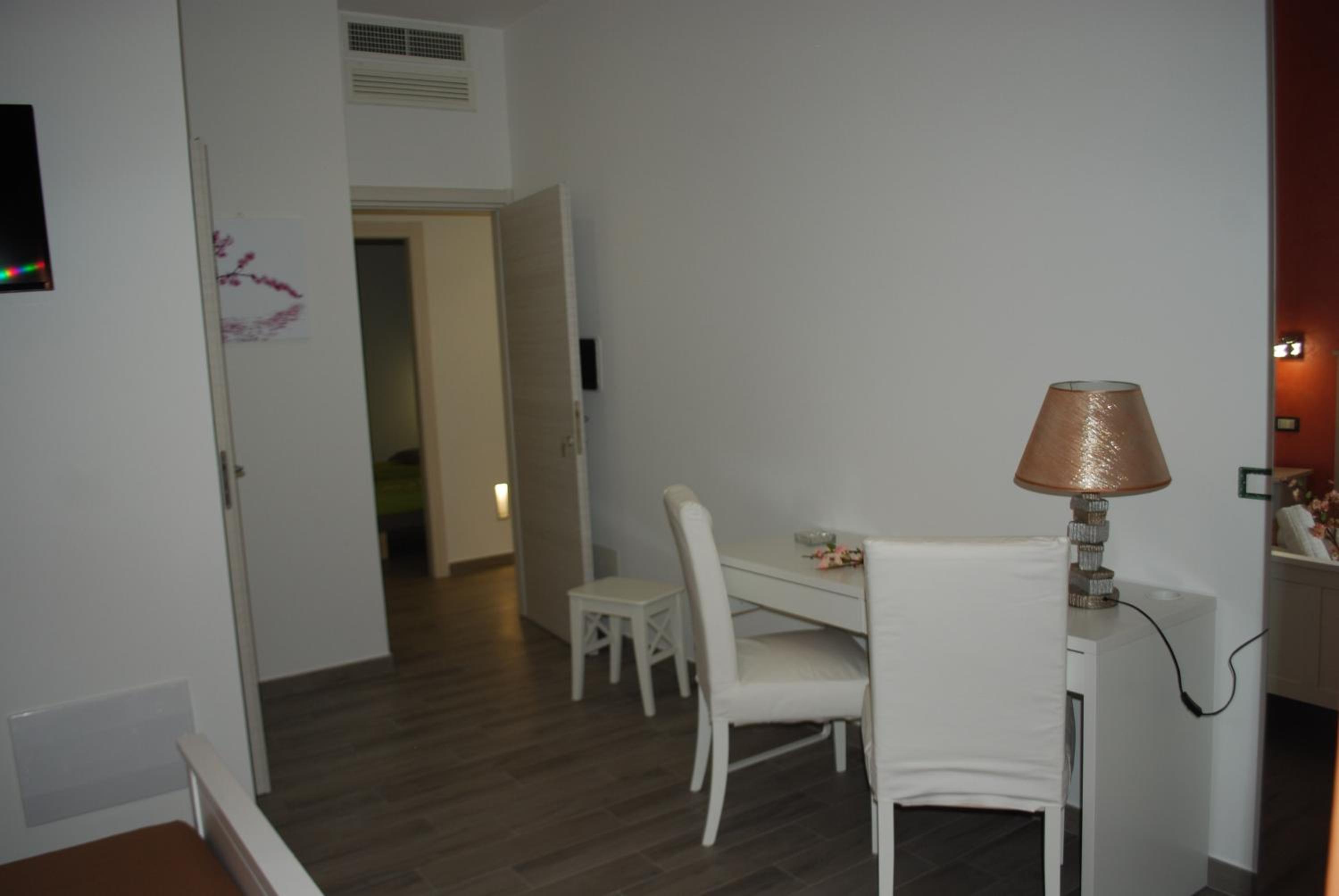 Double Room with Garden View photo 2