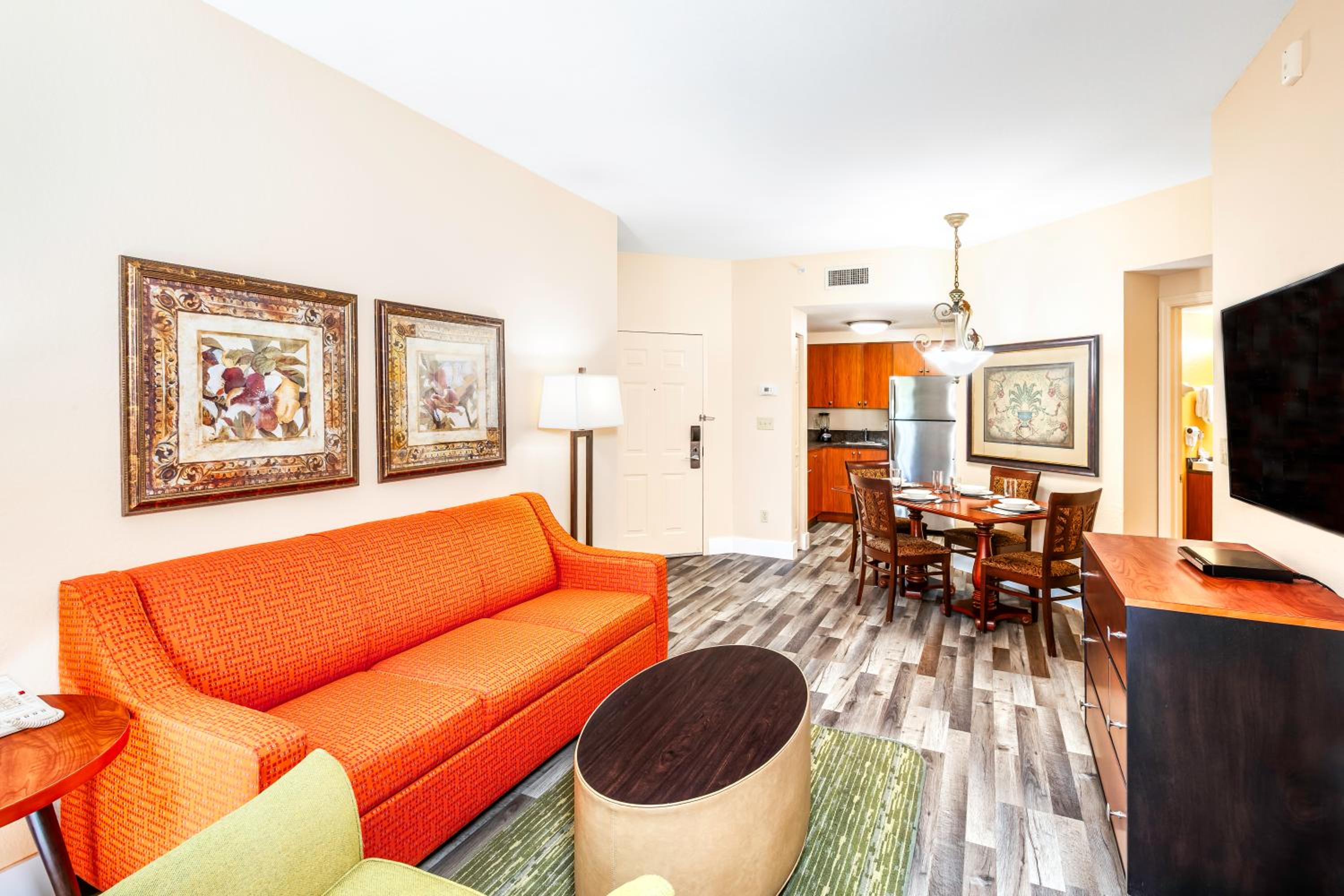 Two-Bedroom Suite - Photo 10