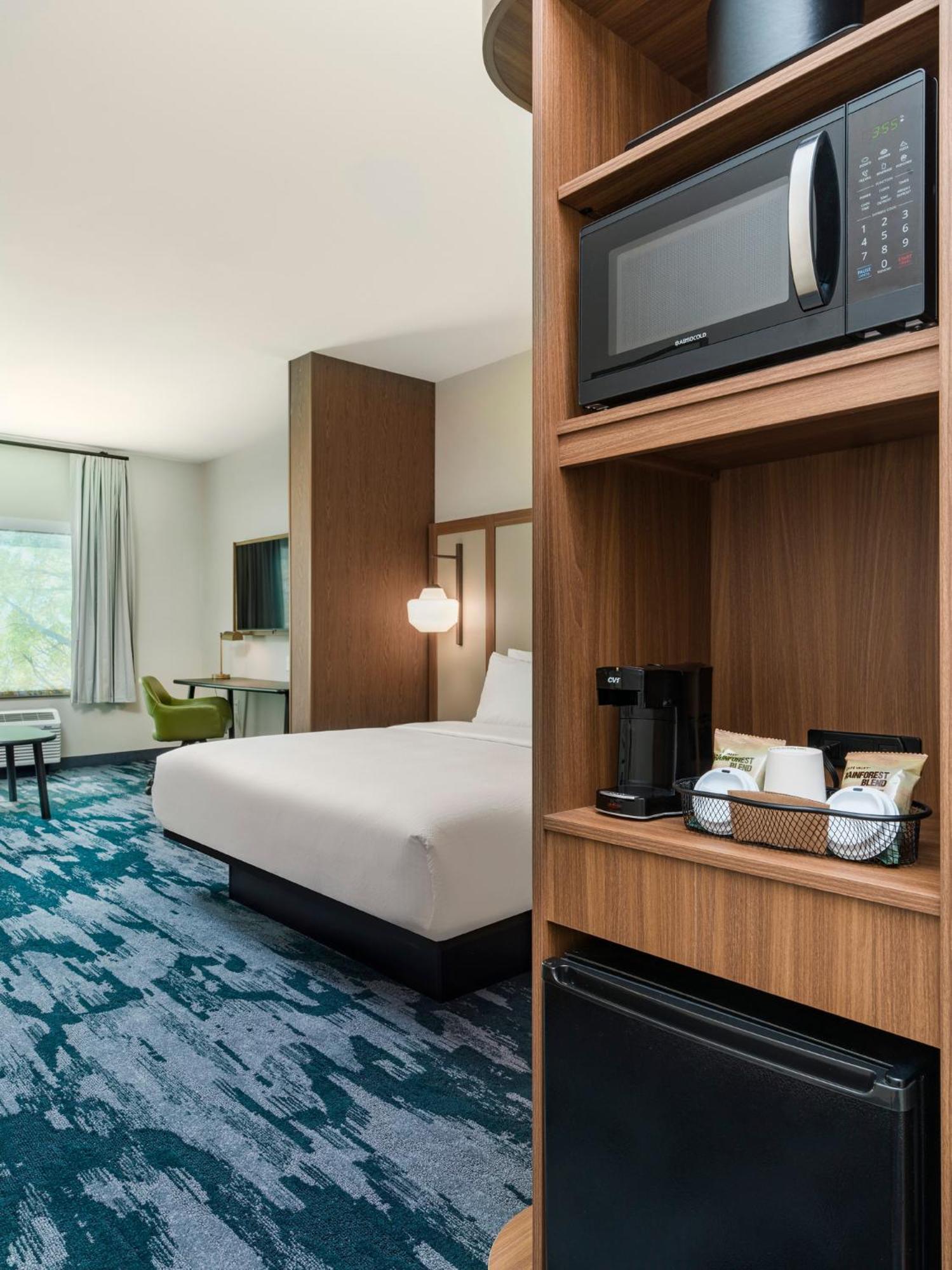King Suite With Sofa Bed And Limited View photo 2