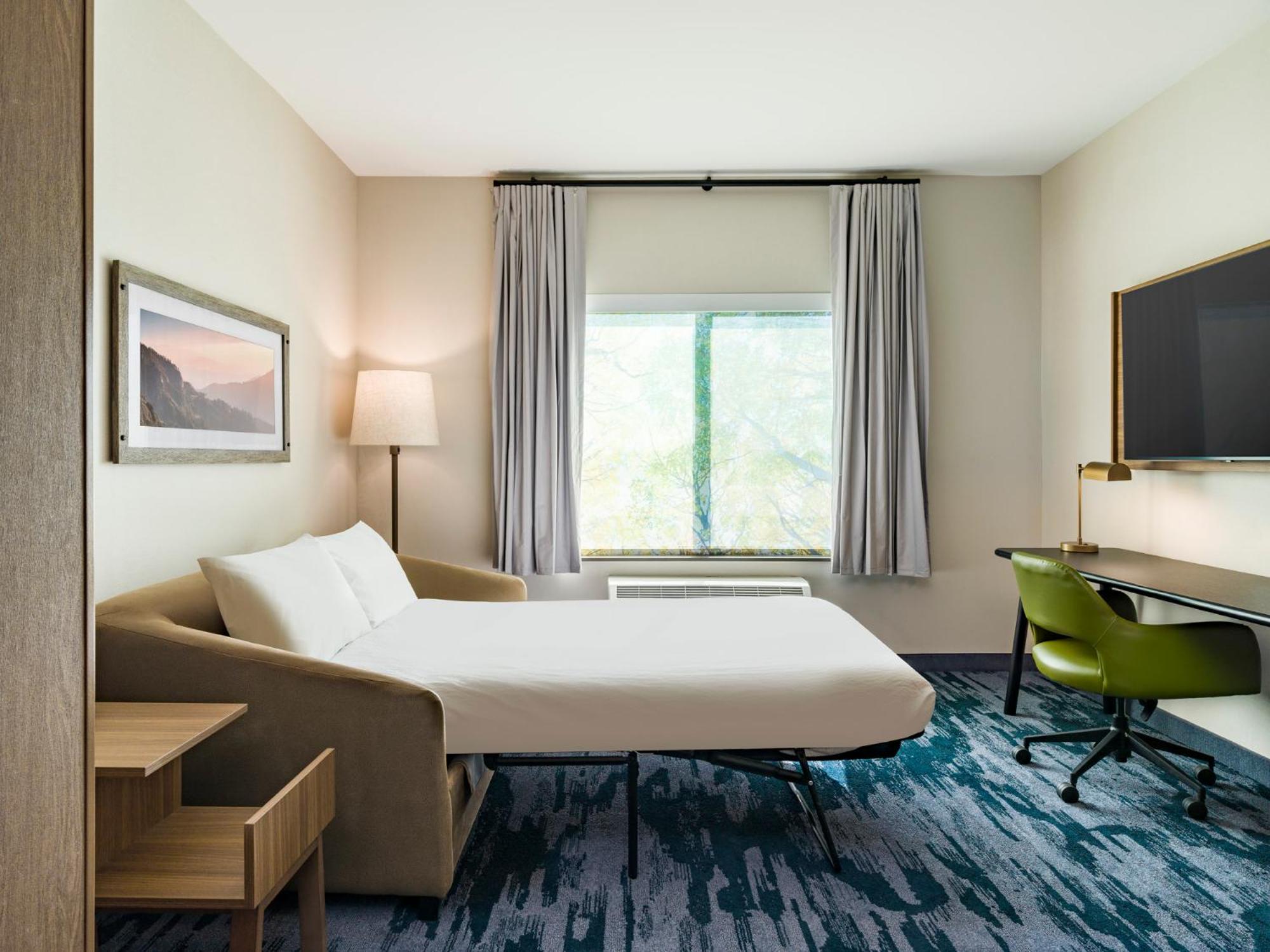 King Suite With Sofa Bed And Limited View photo 3