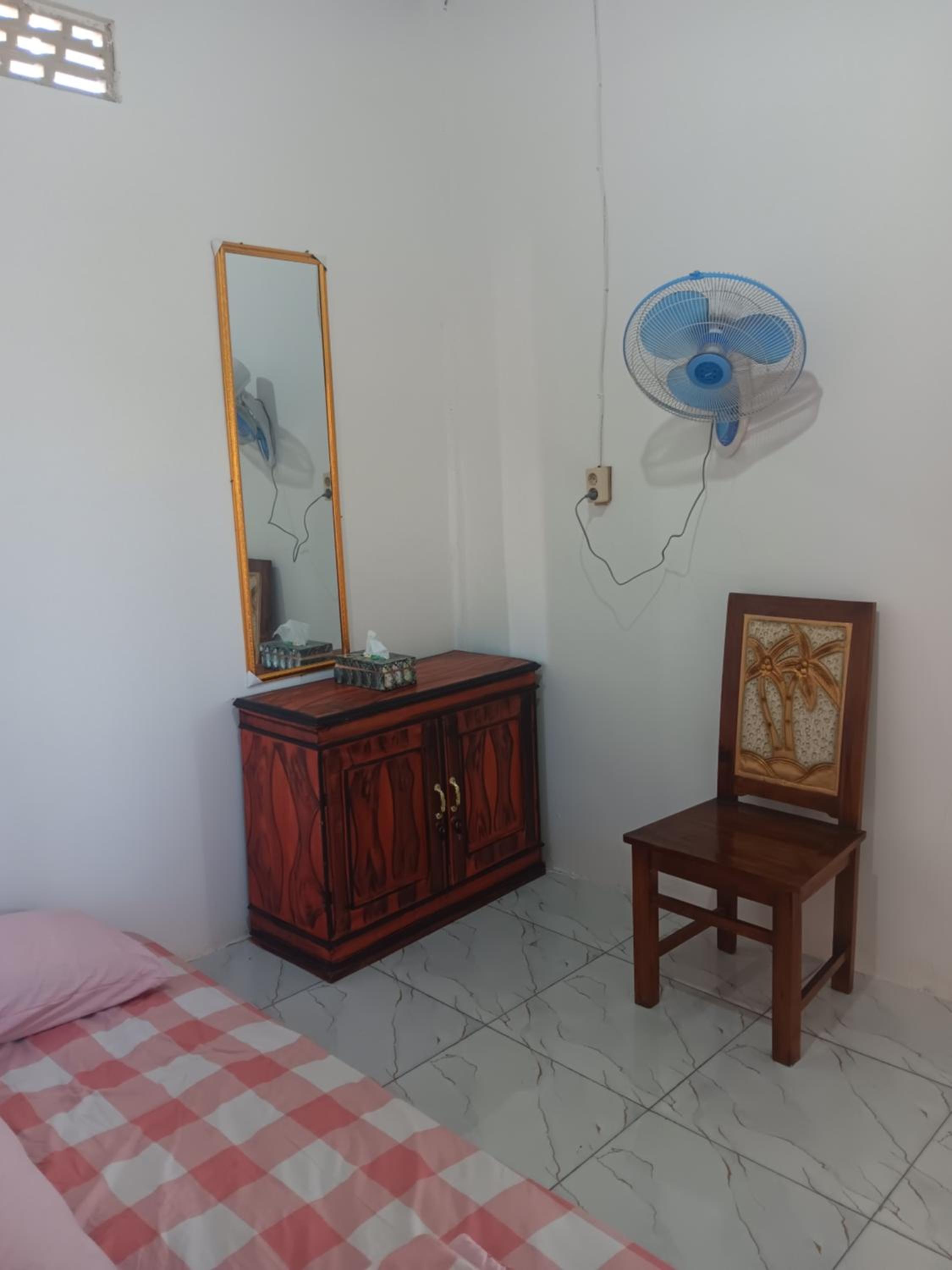 Family Room photo 3