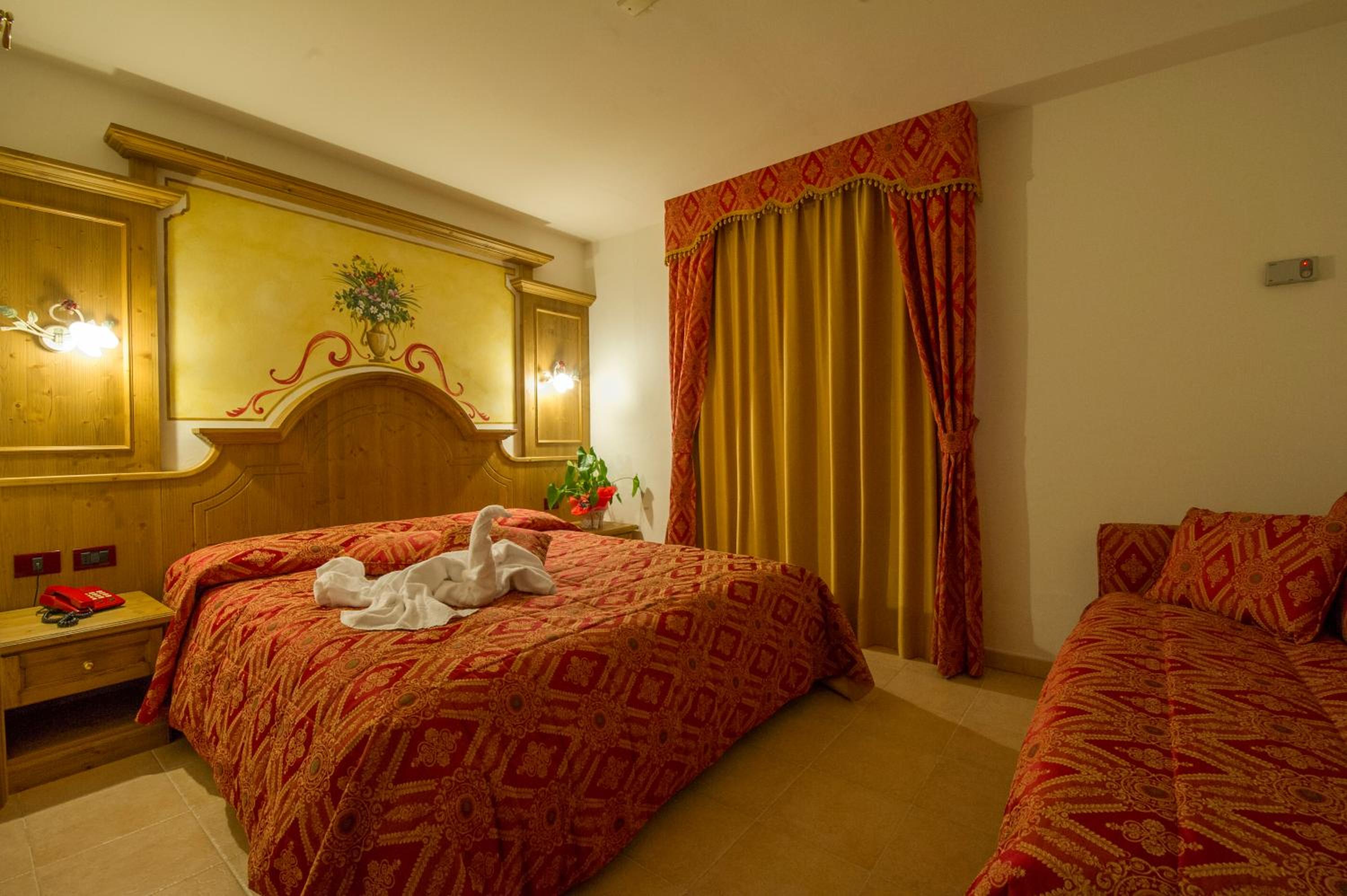 Standard Double Room with Sofa Bed photo 1