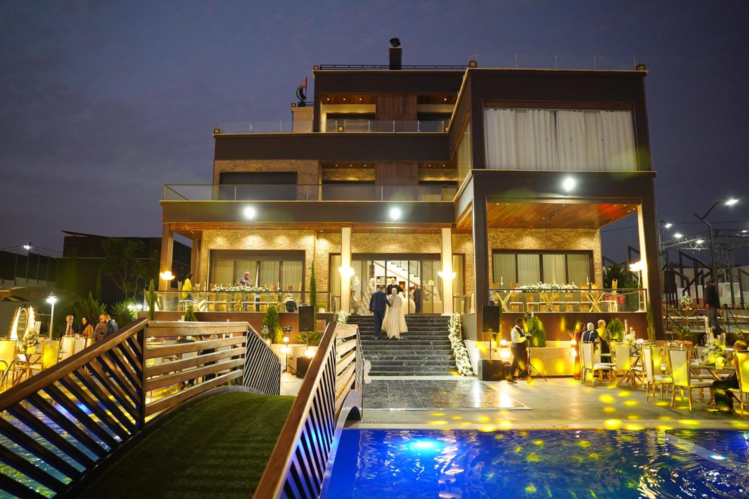 Superior Villa photo 2