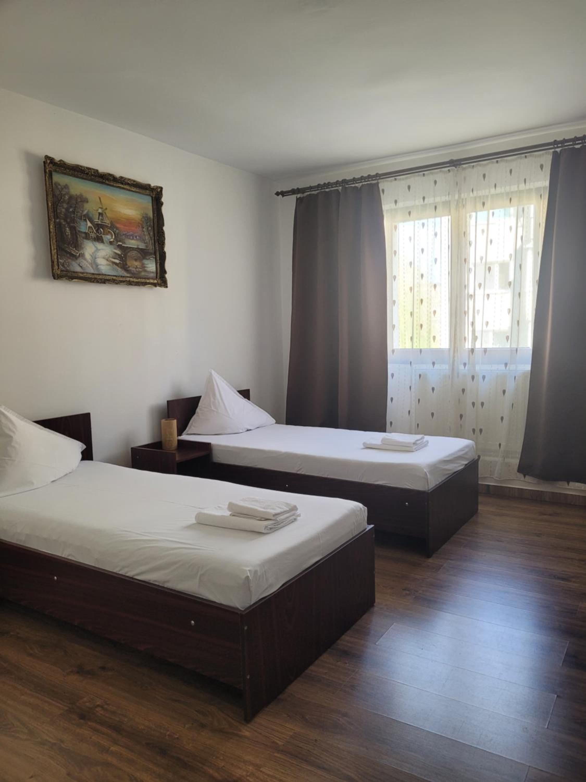Double or Twin Room photo 3