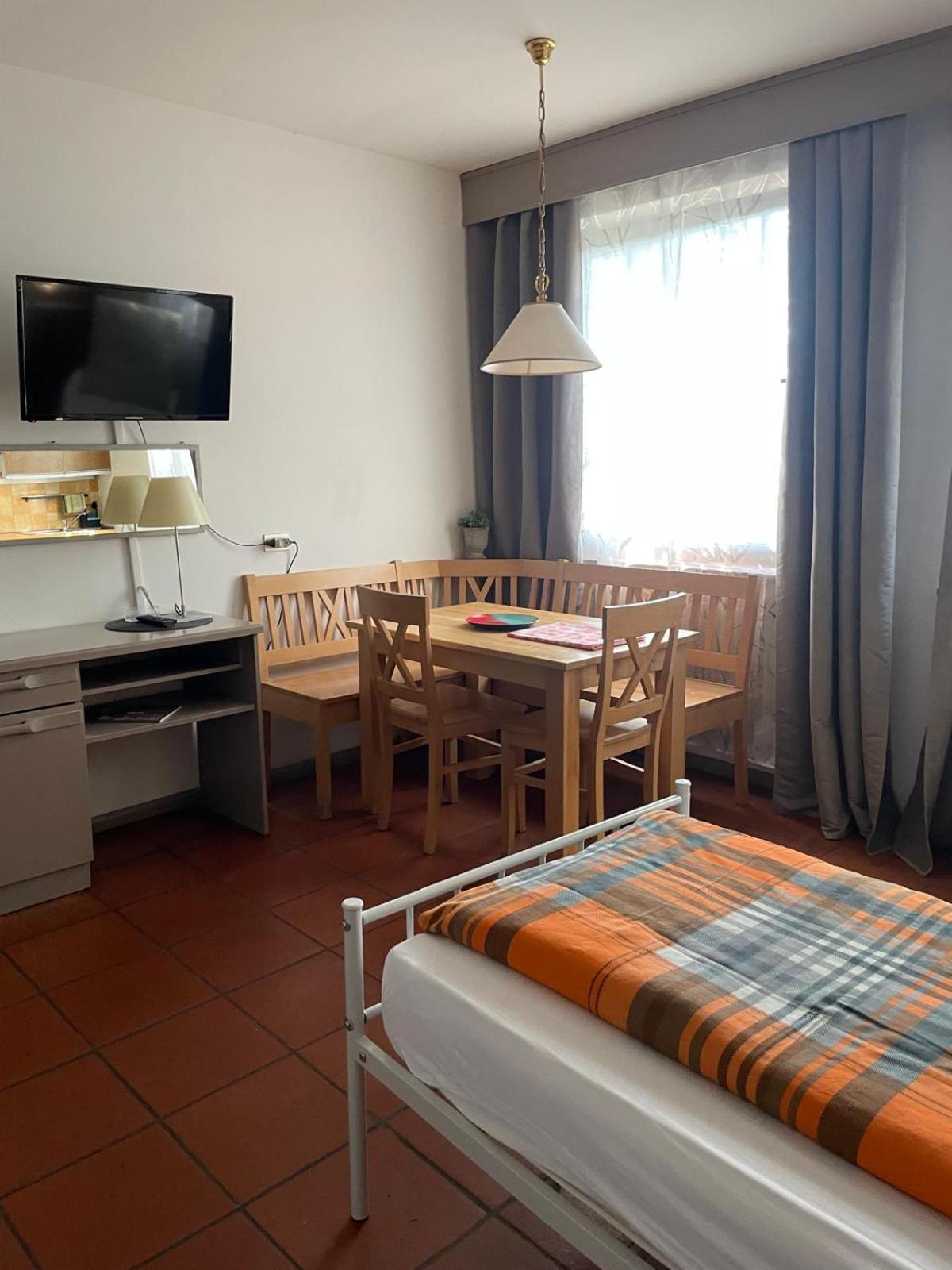 Double or Twin Room photo 2