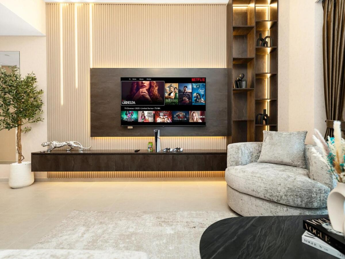 Two-Bedroom Apartment with Balcony photo 2