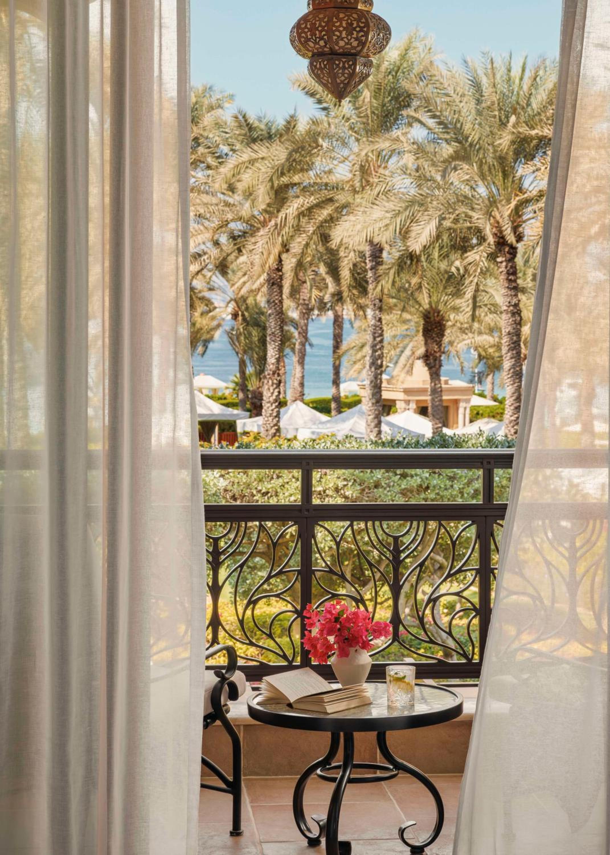 Residence Prestige Twin Room - UAE Resident, UAE ID Mandatory -  includes 500 AED daily credit, Host Service, Afternoon Tea