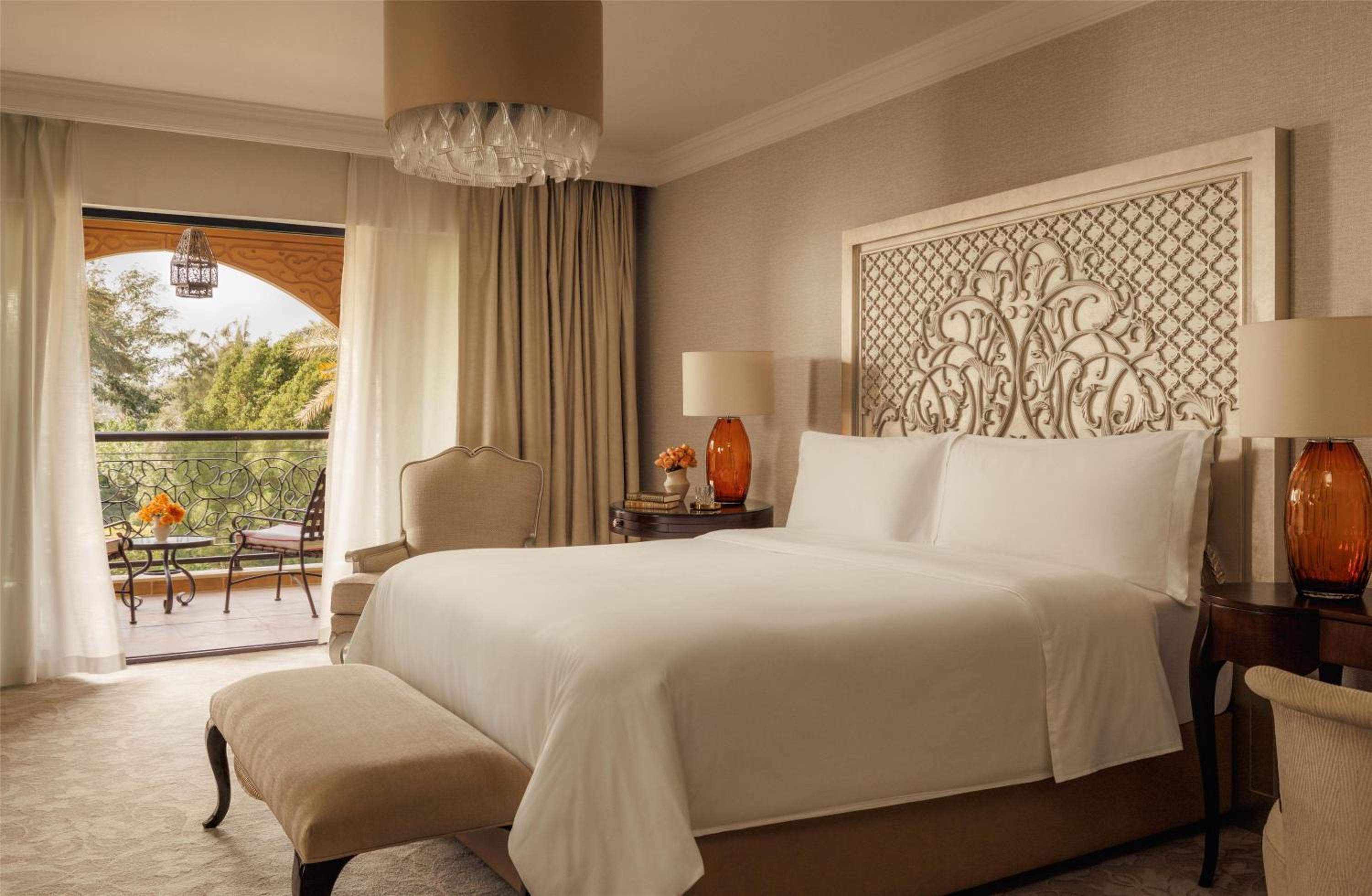 Arabian Court Garden Executive Suite - includes Waterpark Access