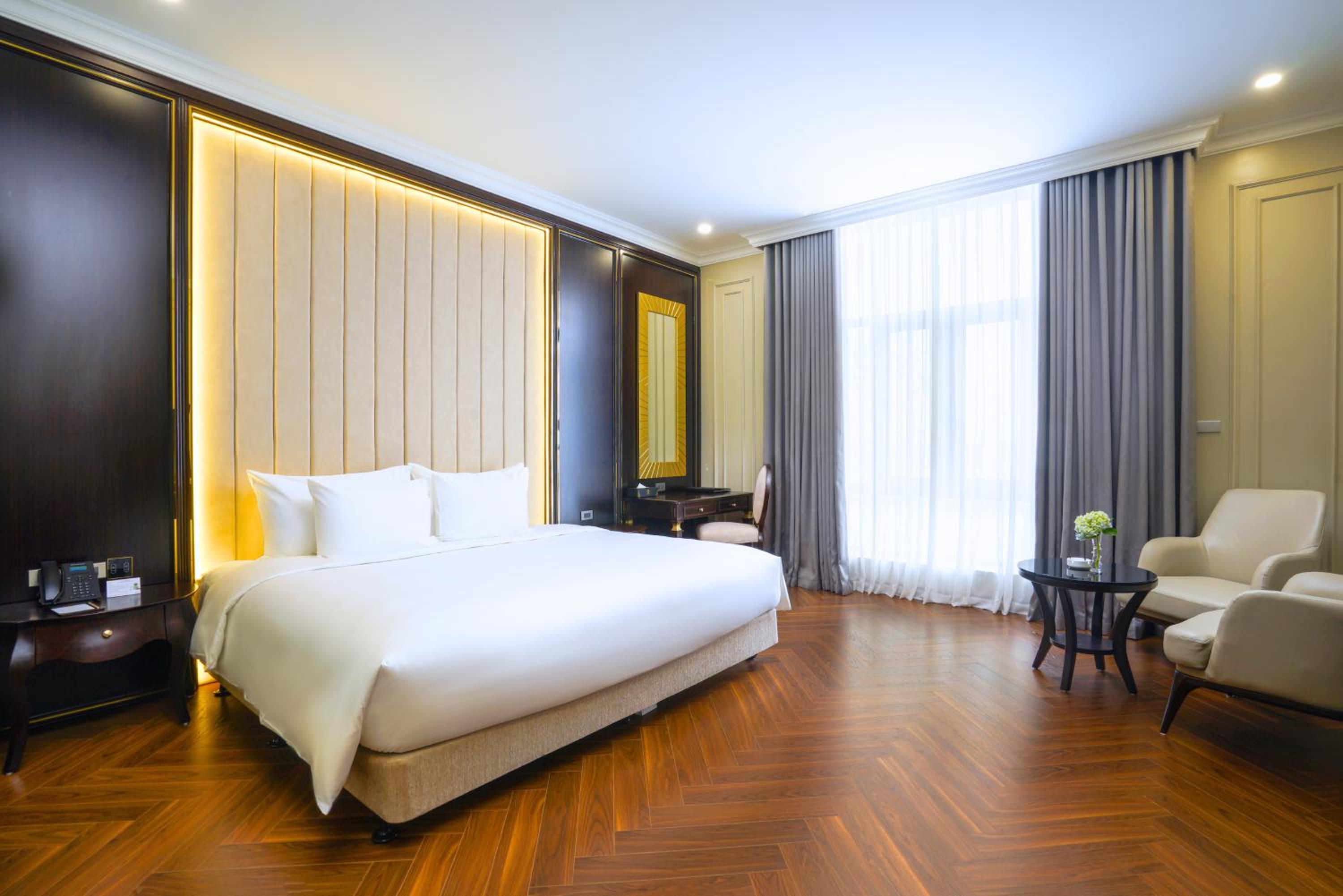 Deluxe Double Room photo 2