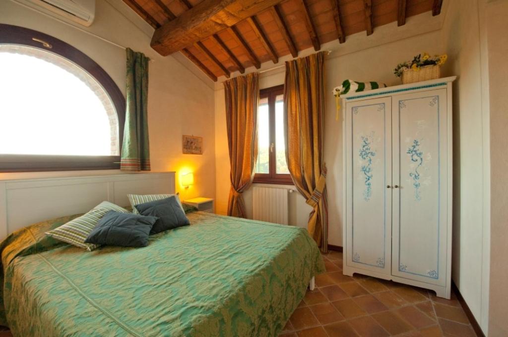 One-Bedroom Apartment with View (3 Adults + 1 Child) - Photo 3