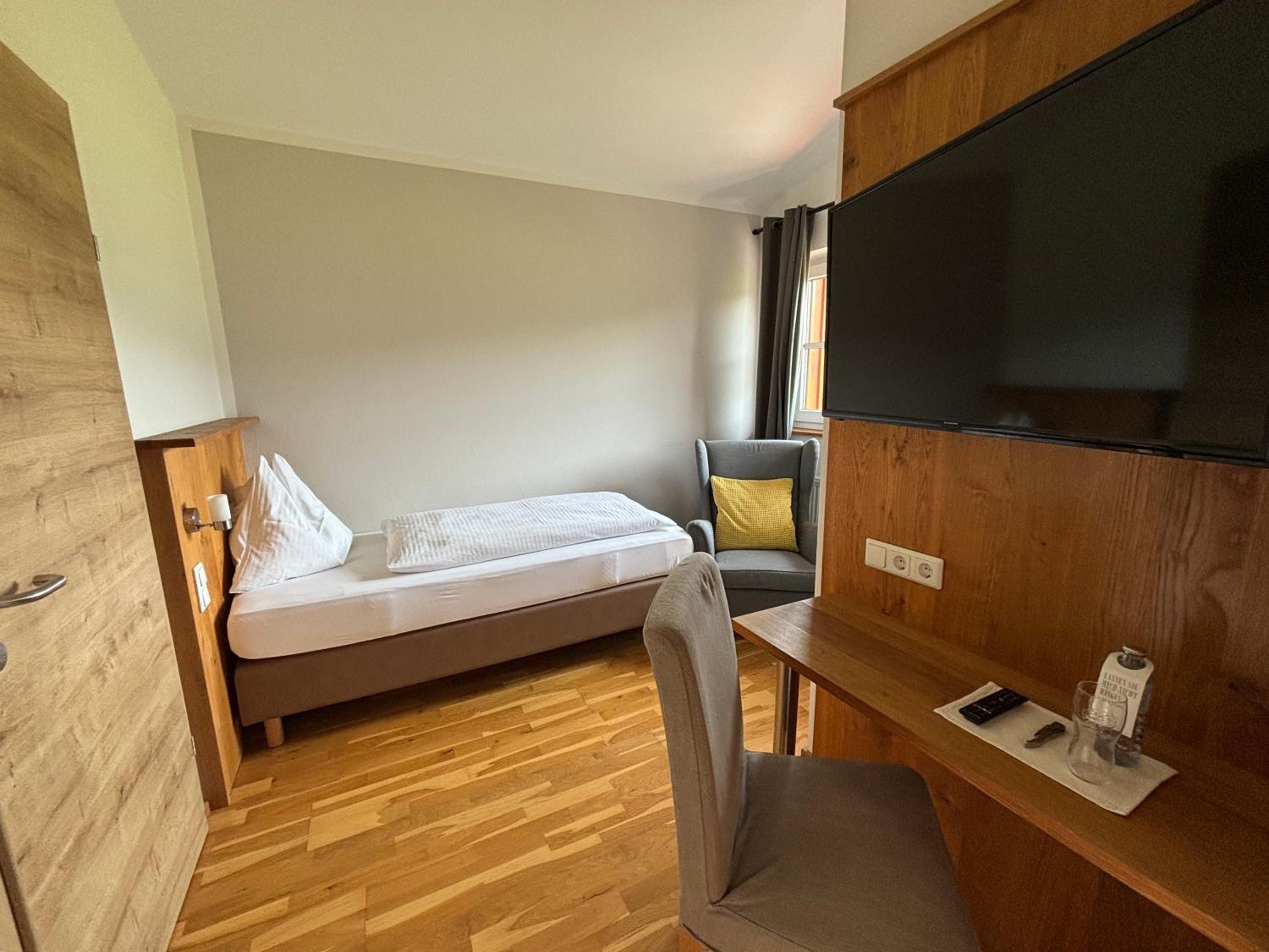 Single Room with Bathroom