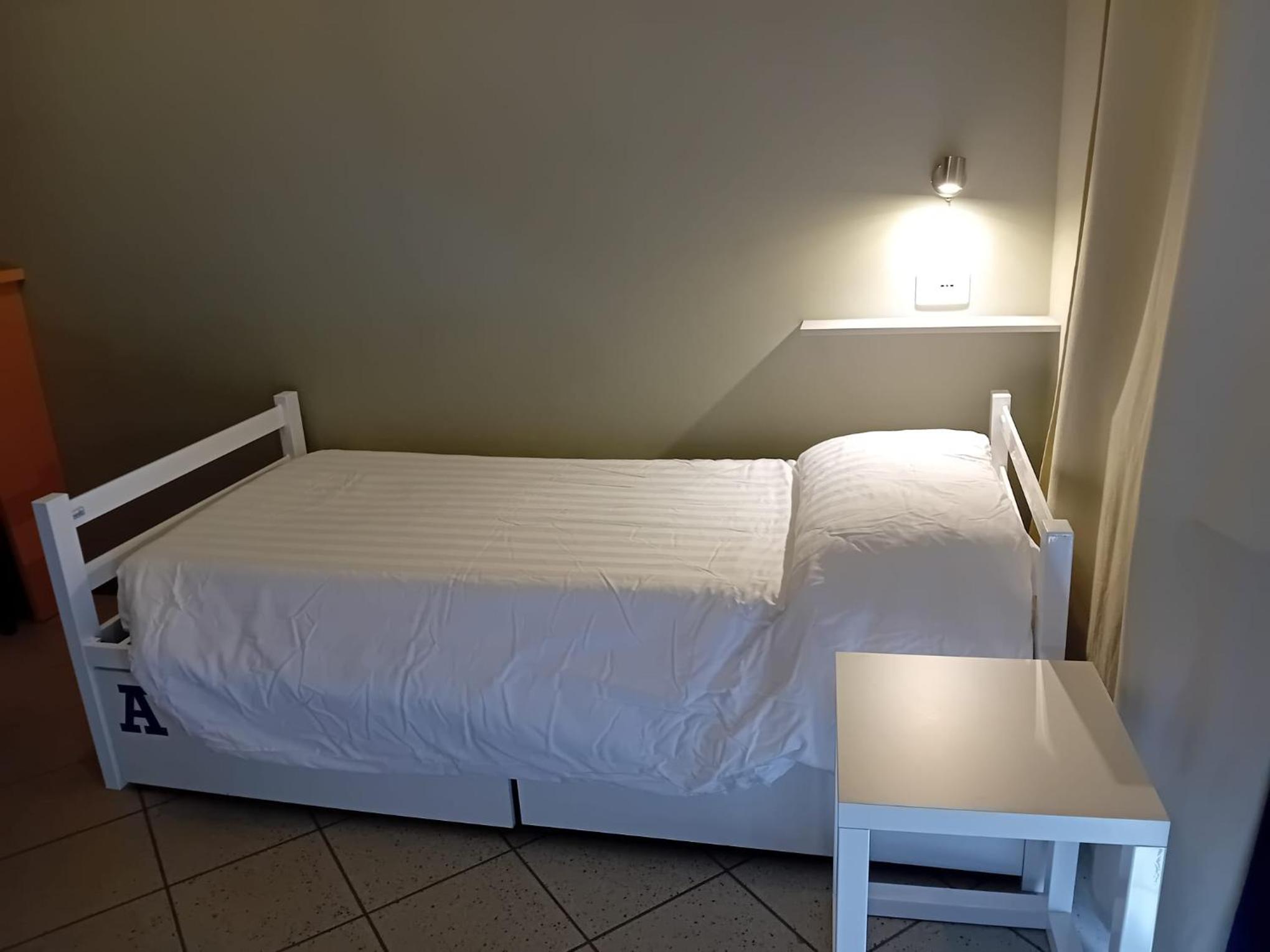 Single Bed in Female Dormitory Room photo 2
