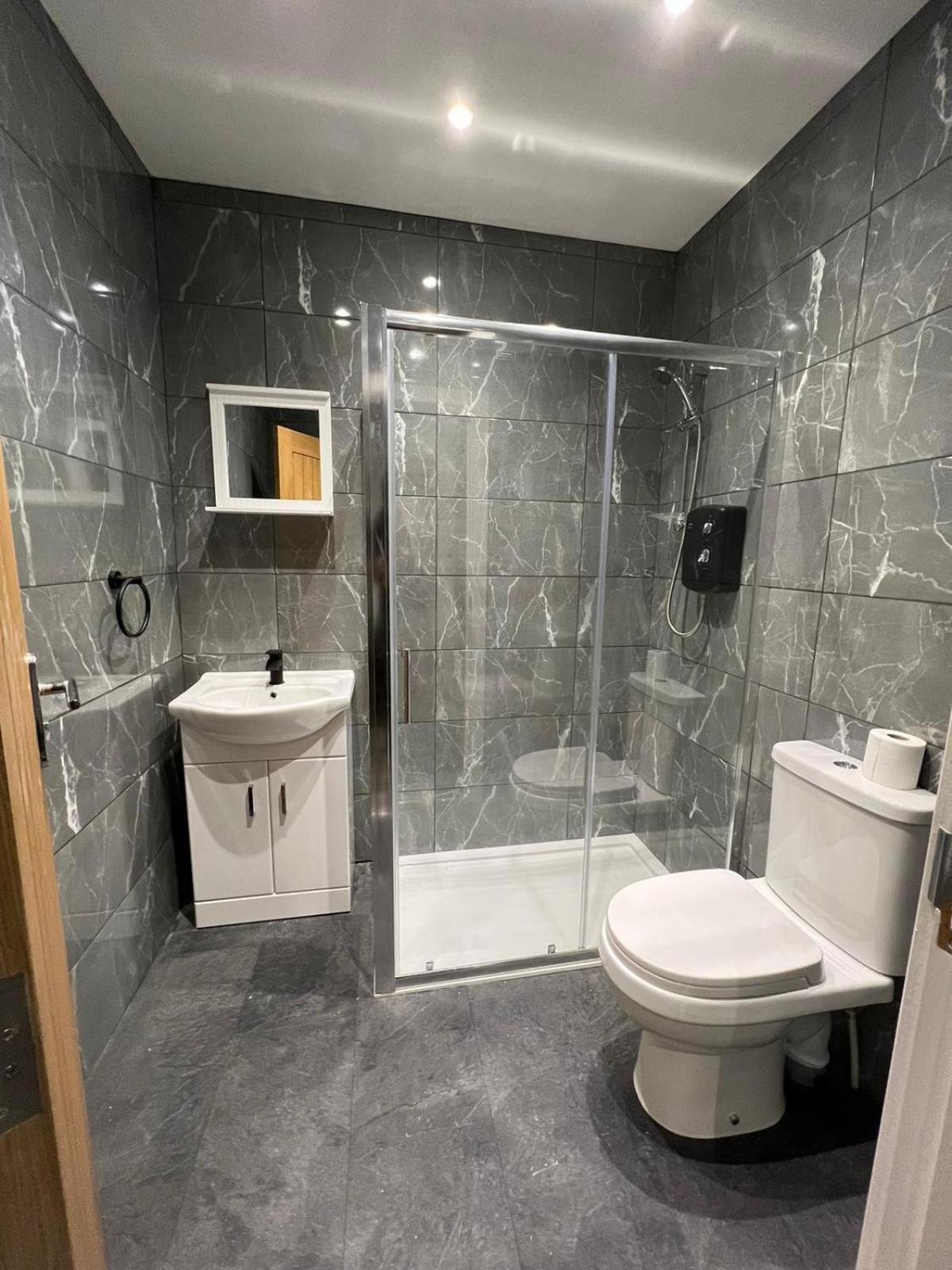 Small Twin Room photo 1