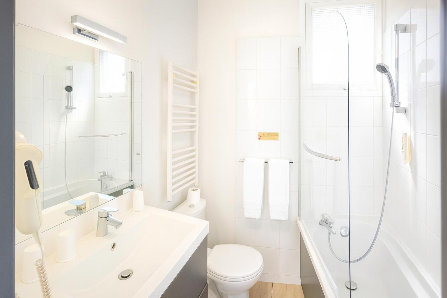 Junior Suite - 3 to 4 People - Photo 1
