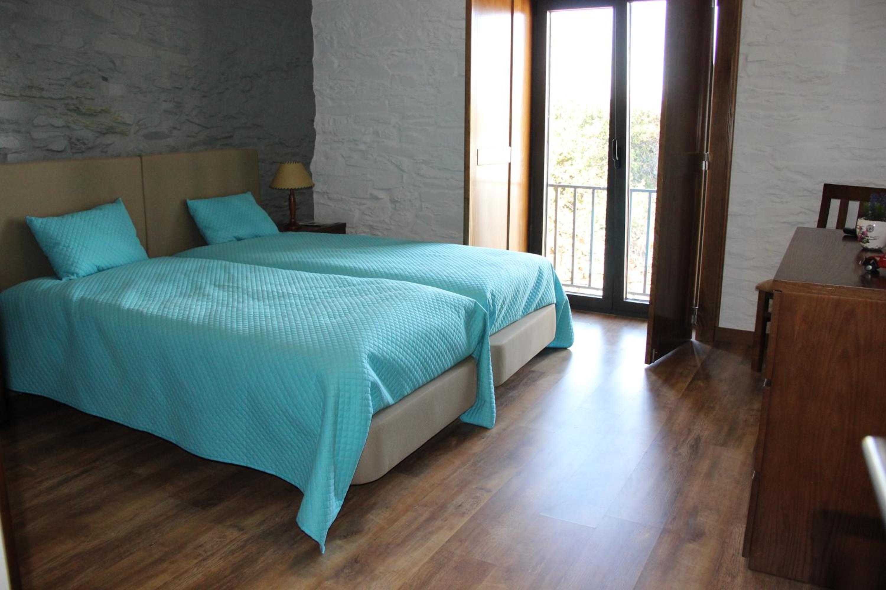 Three-Bedroom House photo 3