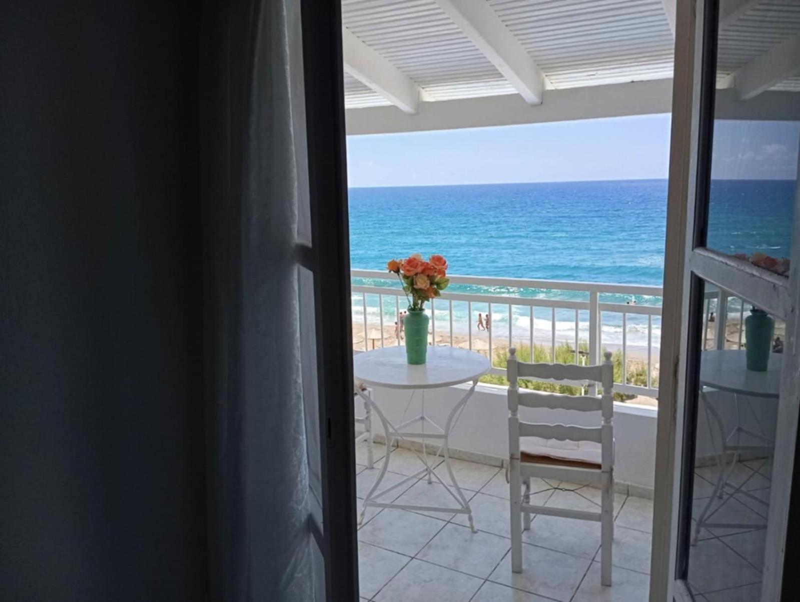 Studio with Sea View photo 3