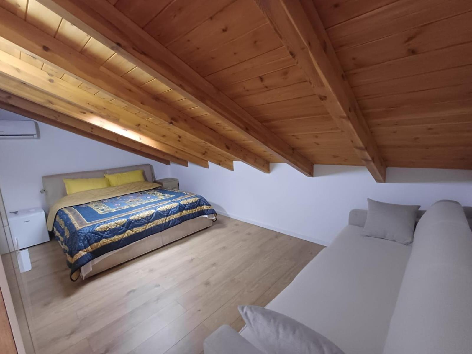Deluxe Double or Twin Room with Balcony