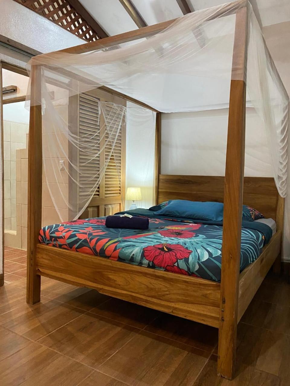 One-Bedroom Bungalow photo 2