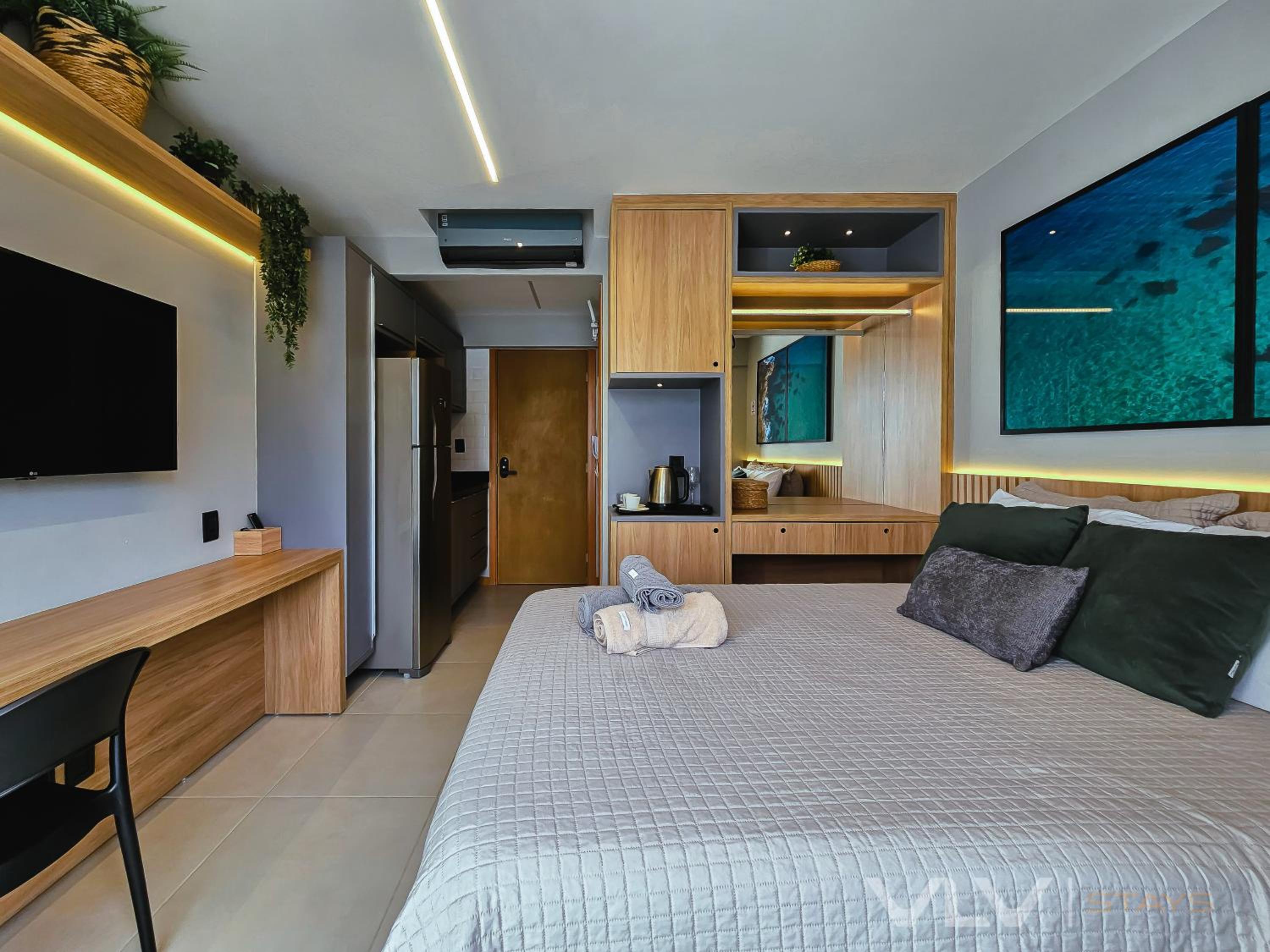 Studio Apartment with Balcony