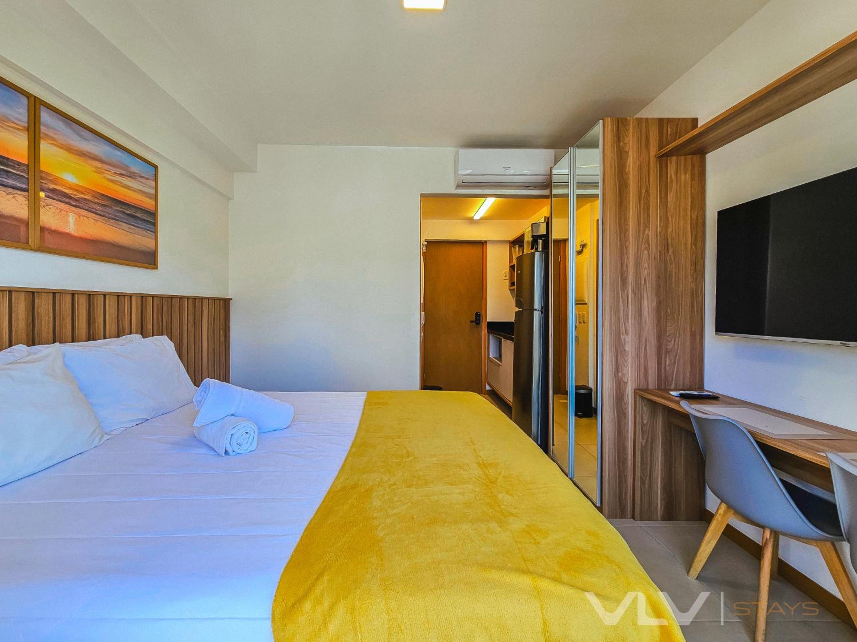 Studio Apartment with Balcony