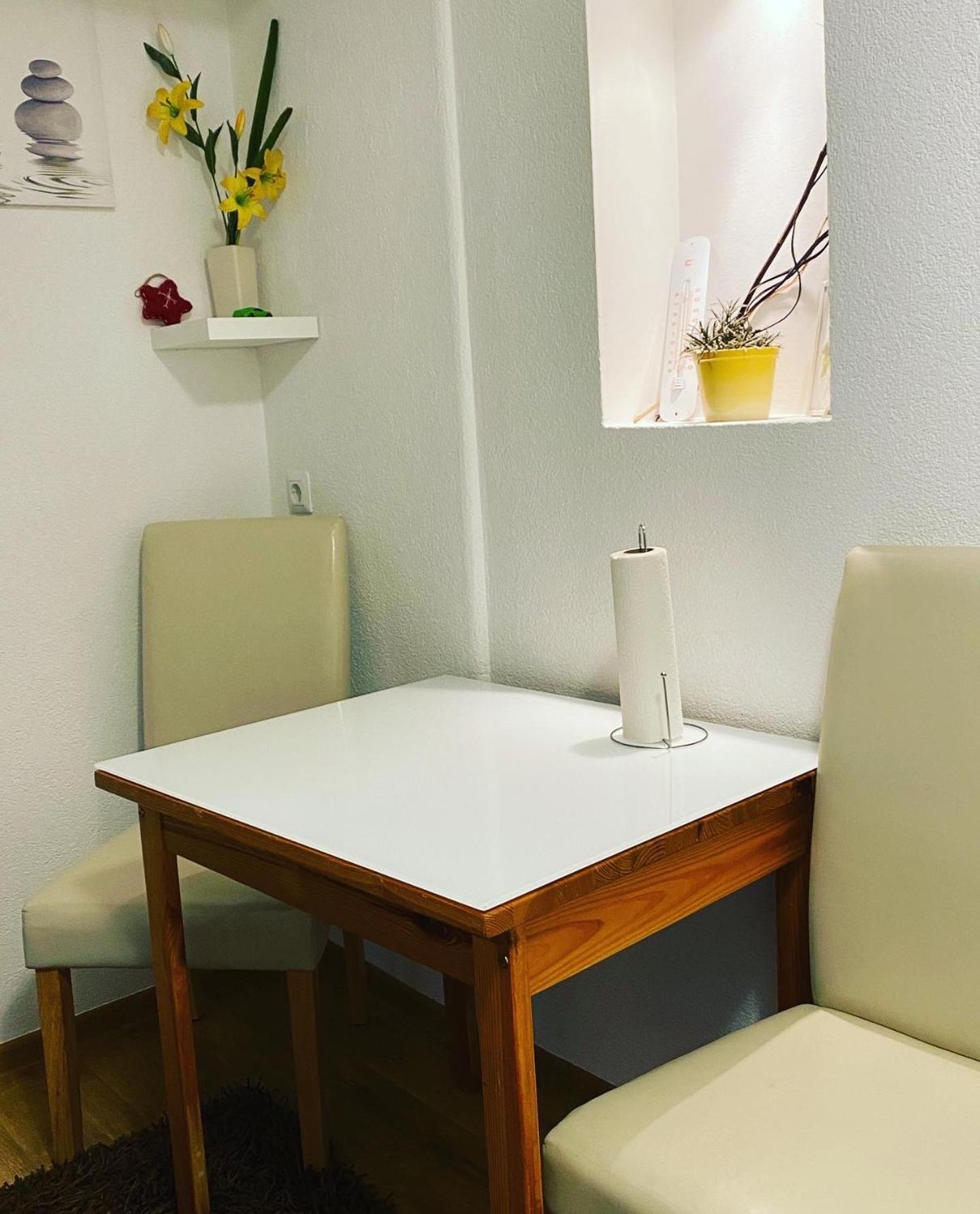Studio Apartment photo 2