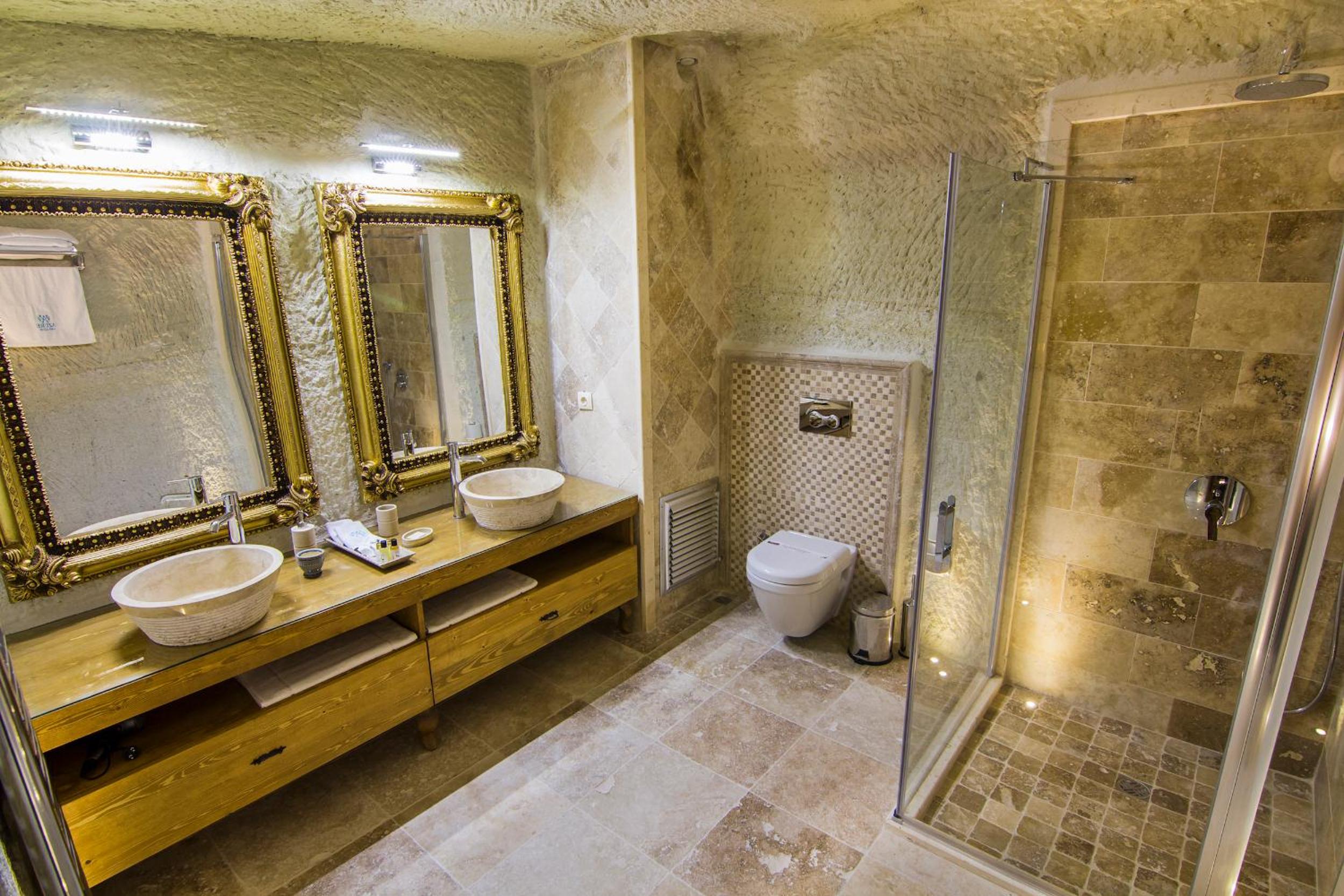Garden Cave Suite - Photo 5