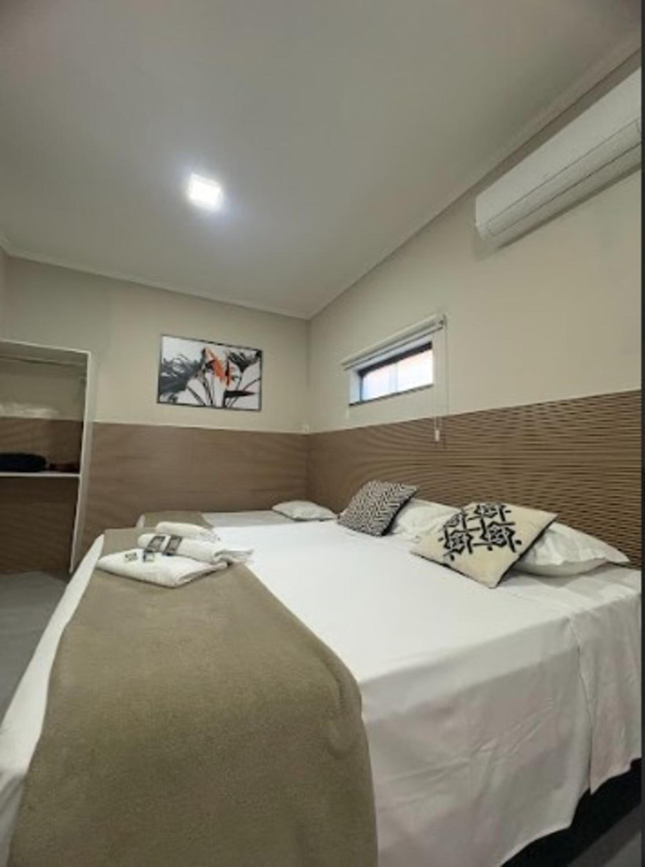 Suite with External Spa Bath