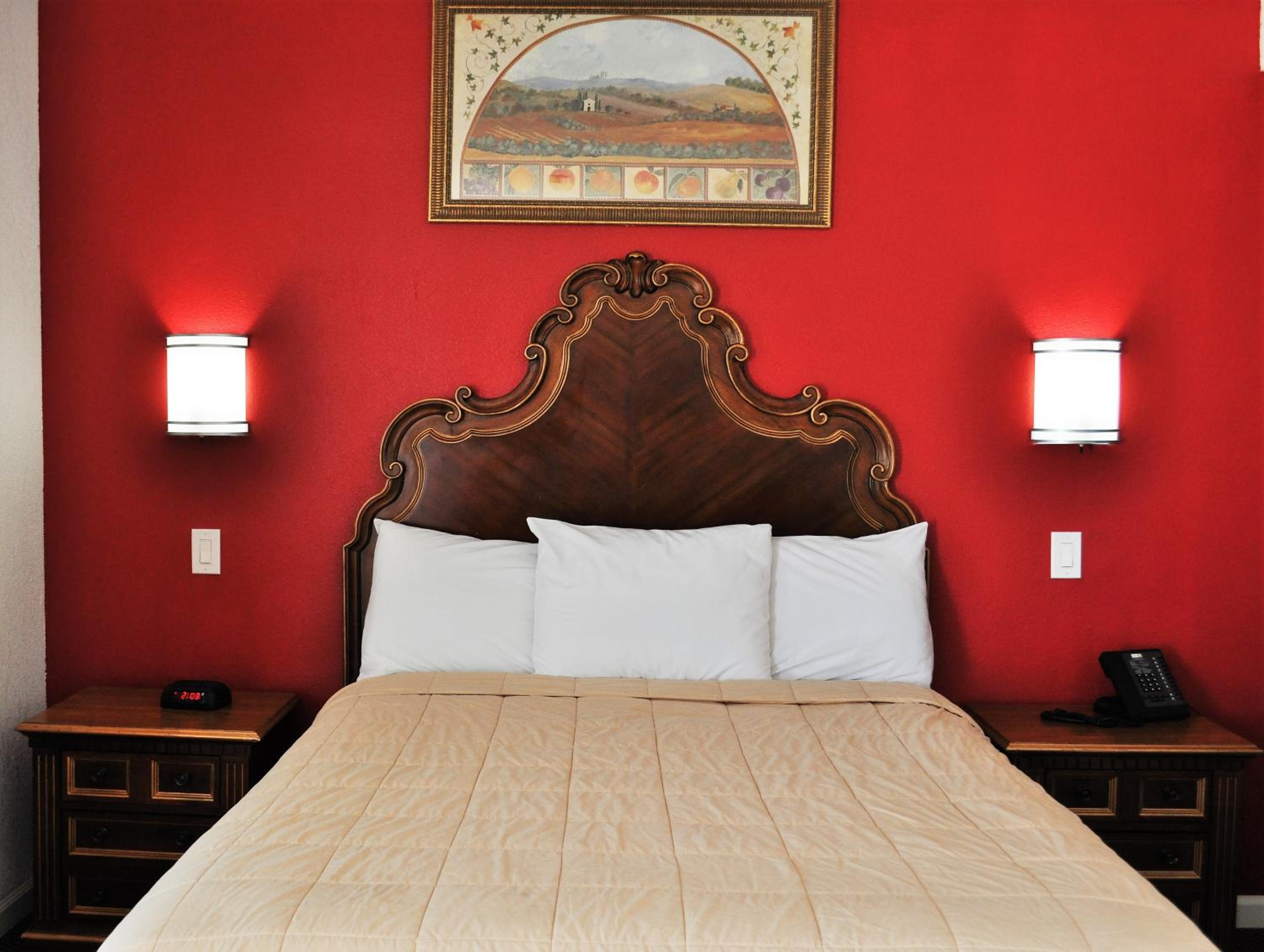 Deluxe Queen Room photo 2