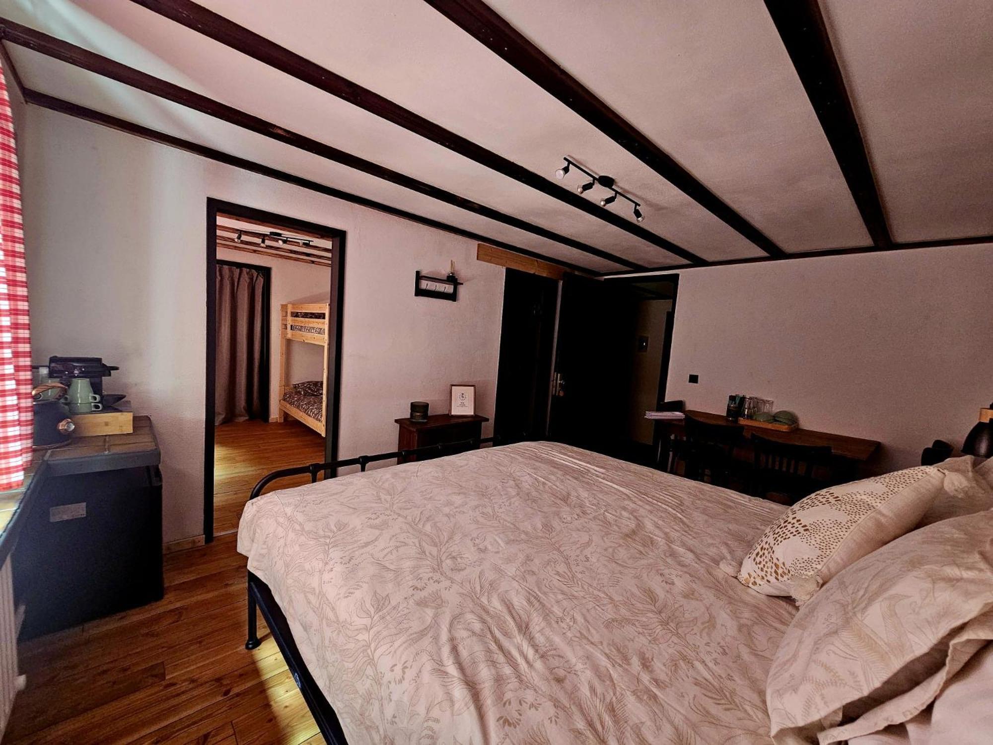Family Room with Garden View photo 3
