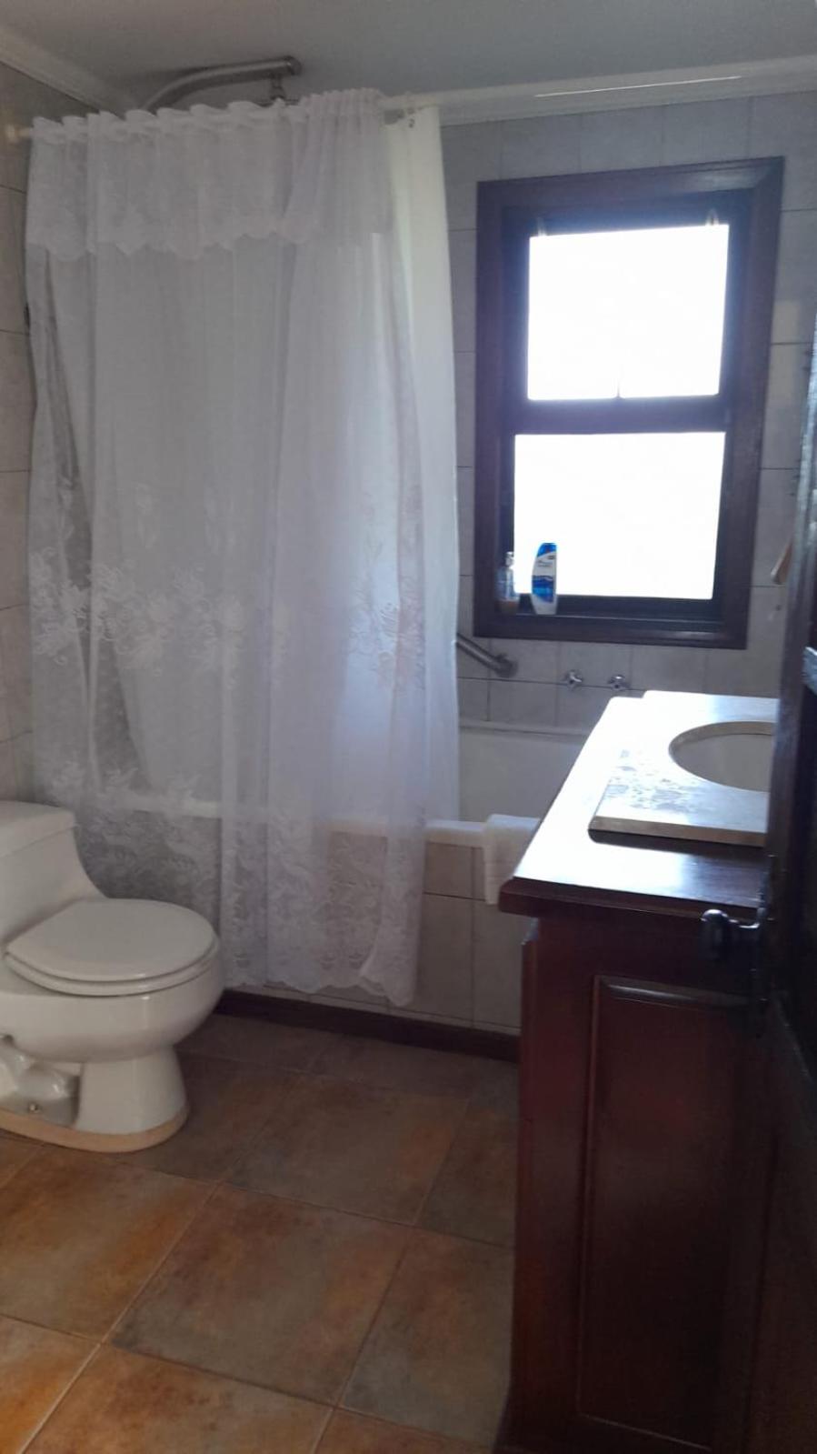 Deluxe King Suite photo 2