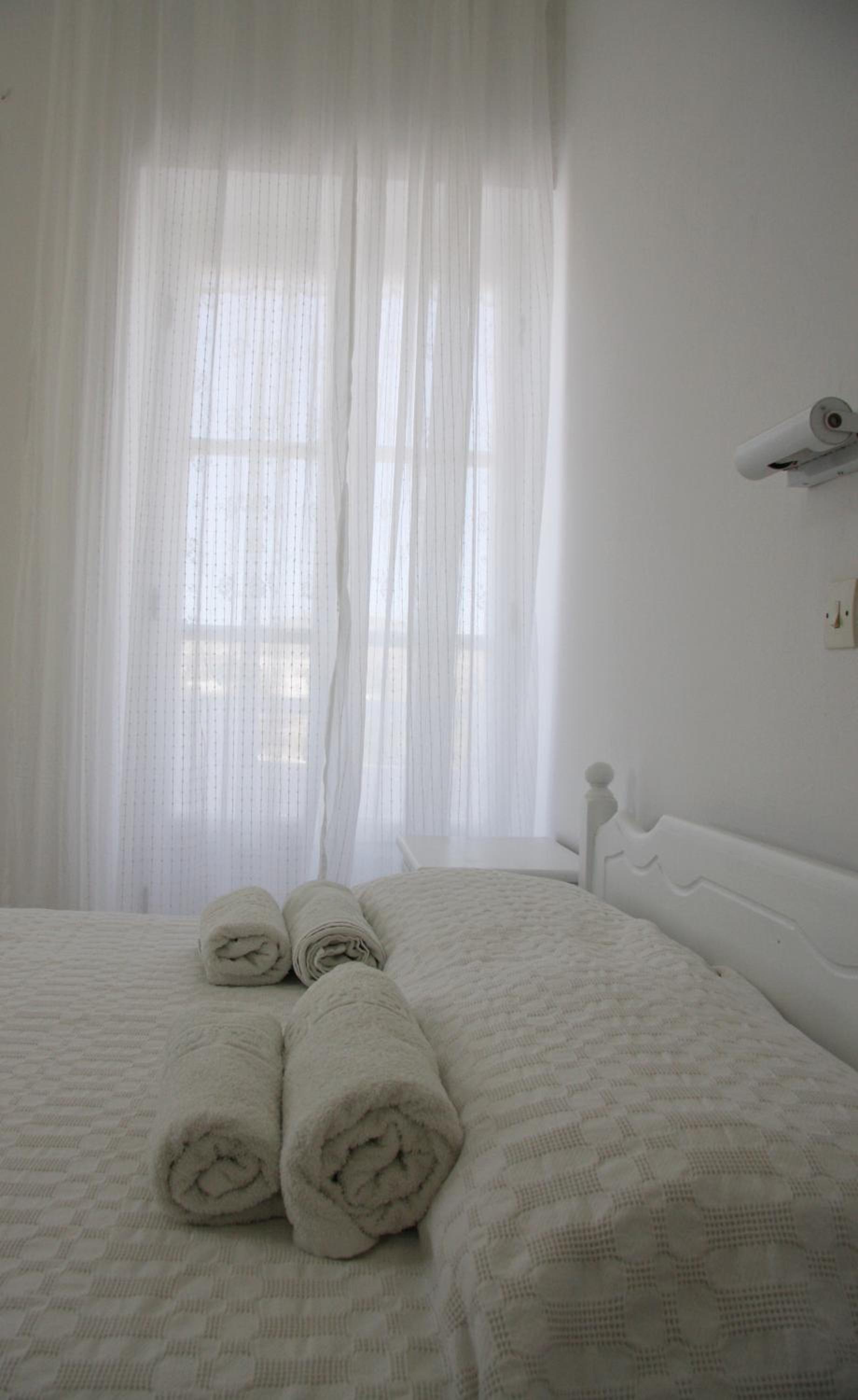 Double or Twin Room with Pool and Sea View
