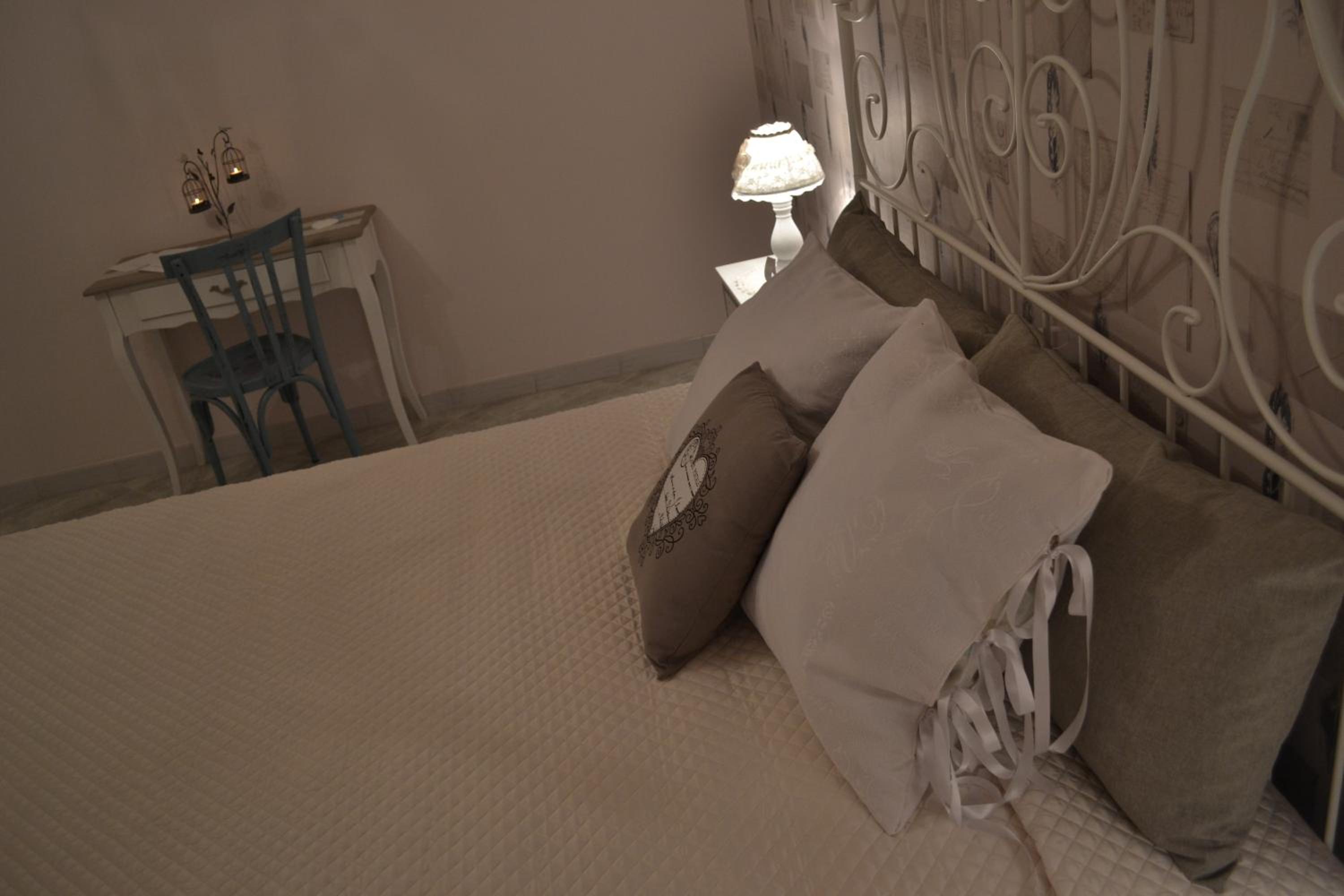 Triple Room - Photo 11