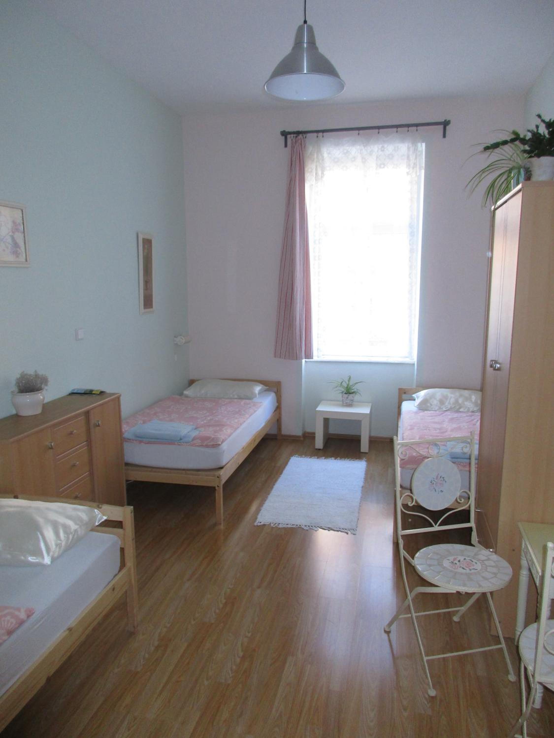 Triple Room with Private External Bathroom photo 1