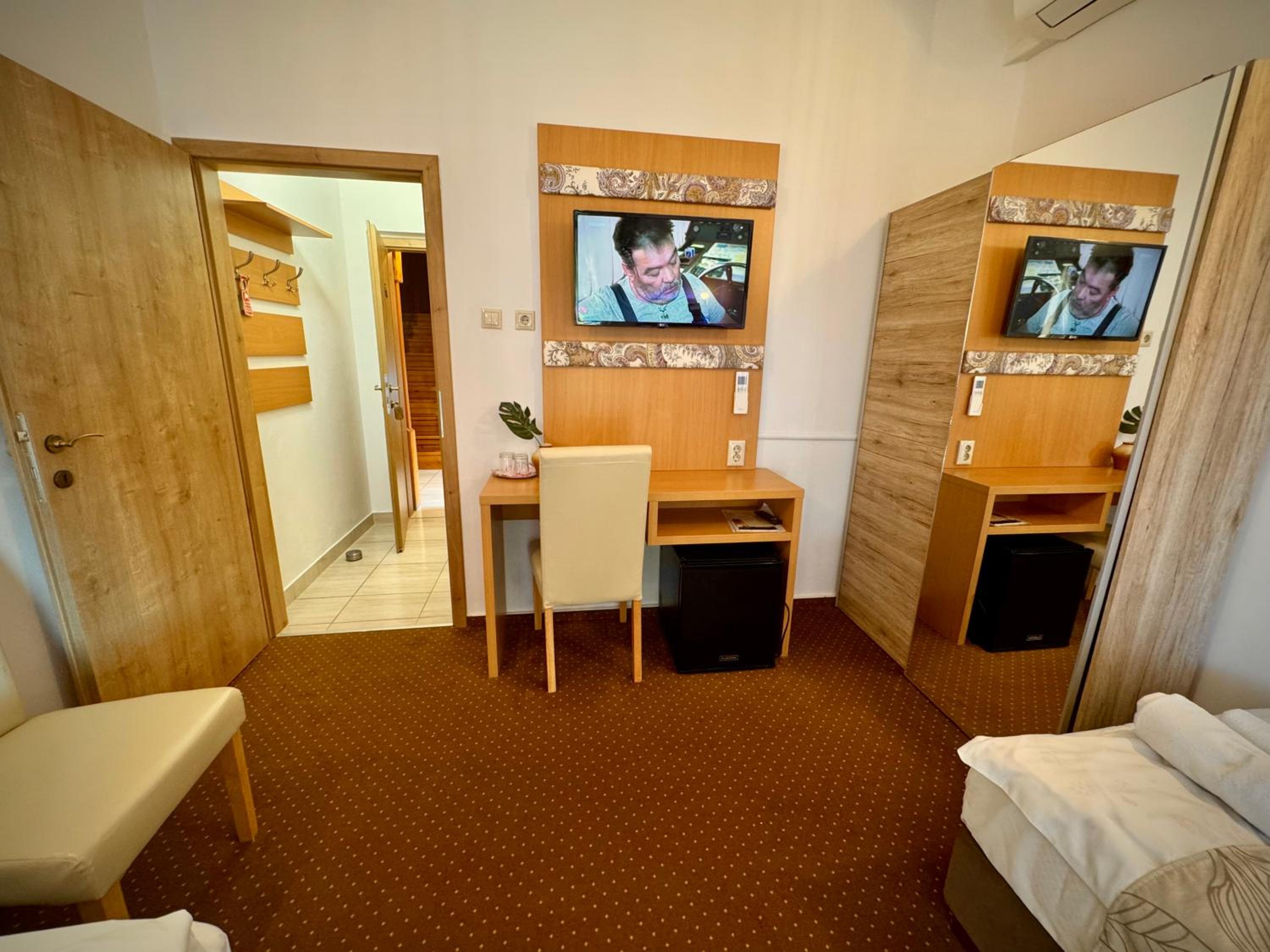 Twin Room with Balcony