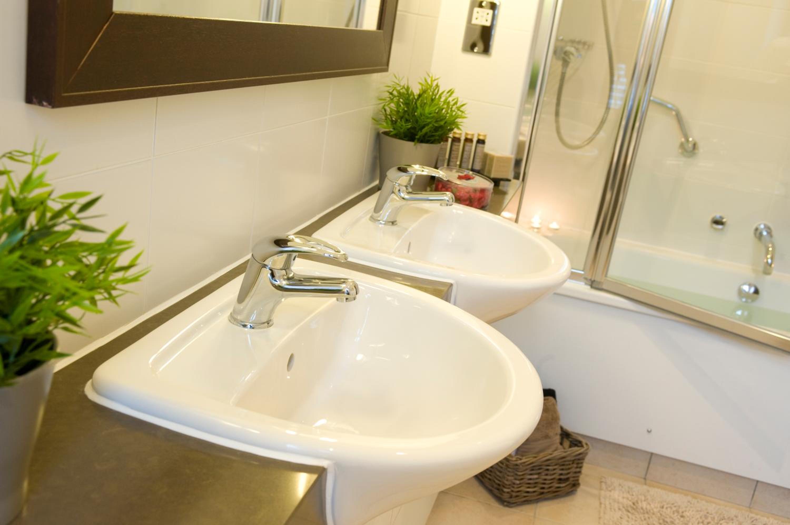Double Room - Photo 4