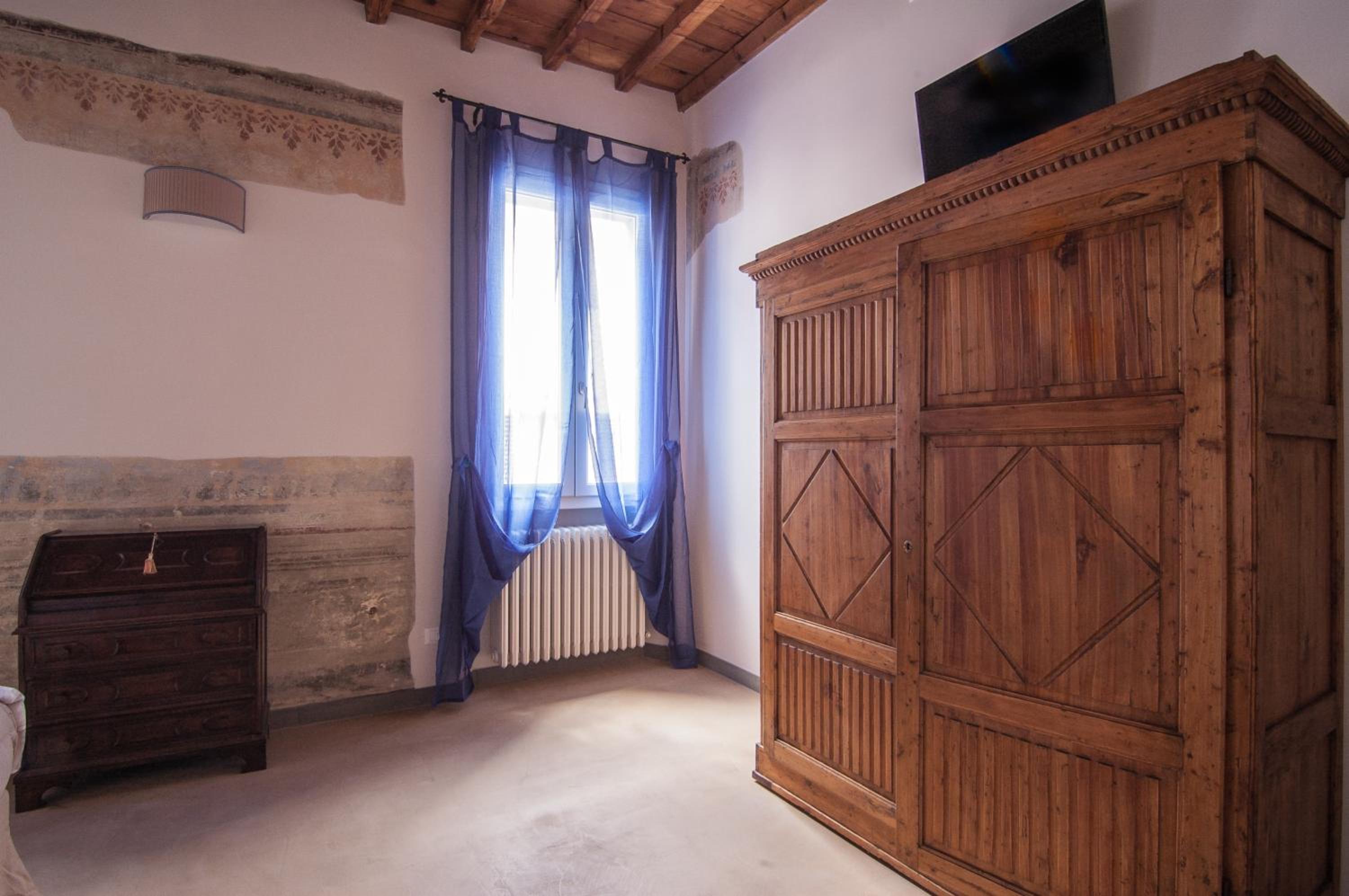 Deluxe Apartment photo 2
