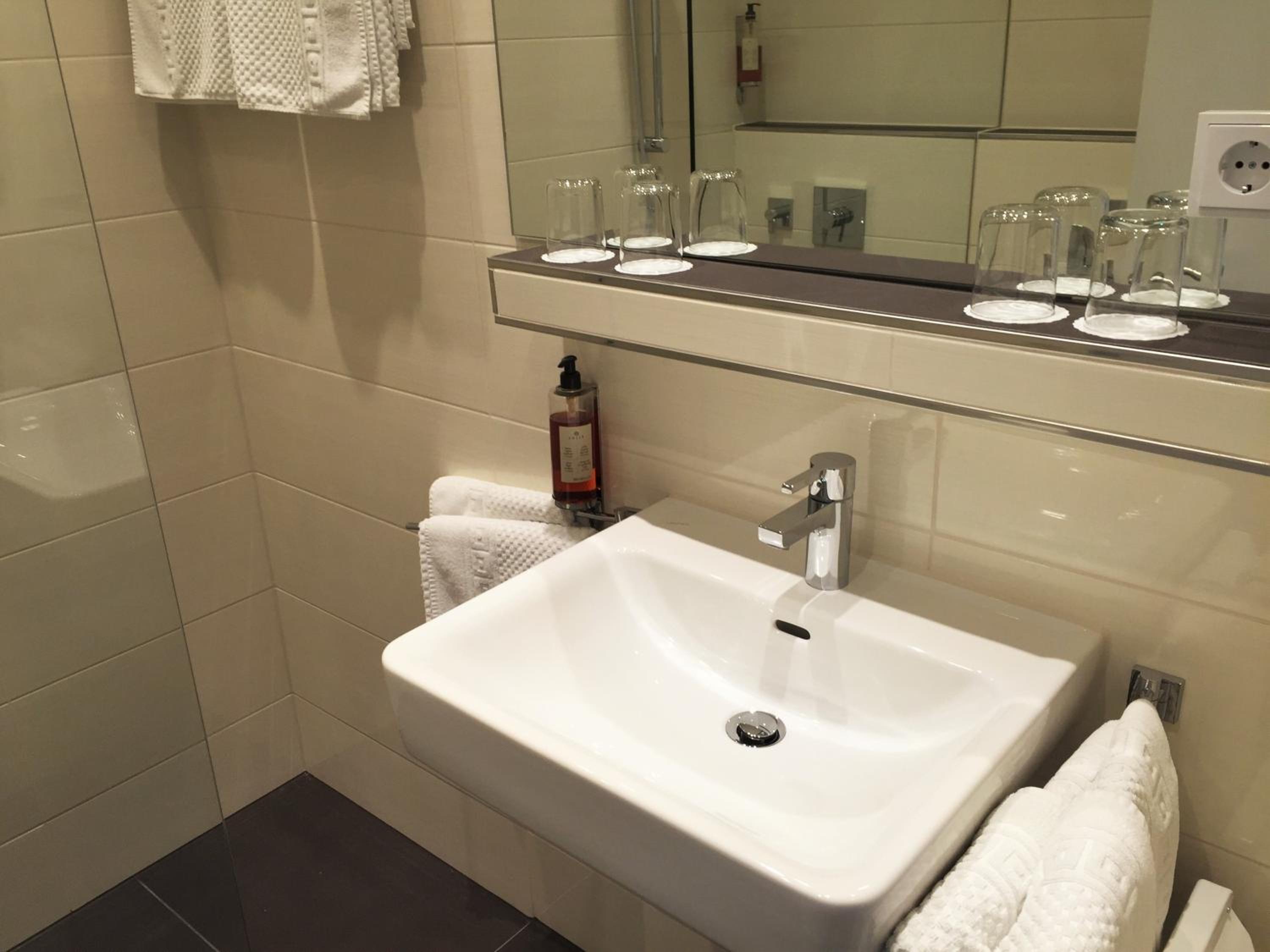 Comfort Triple Room