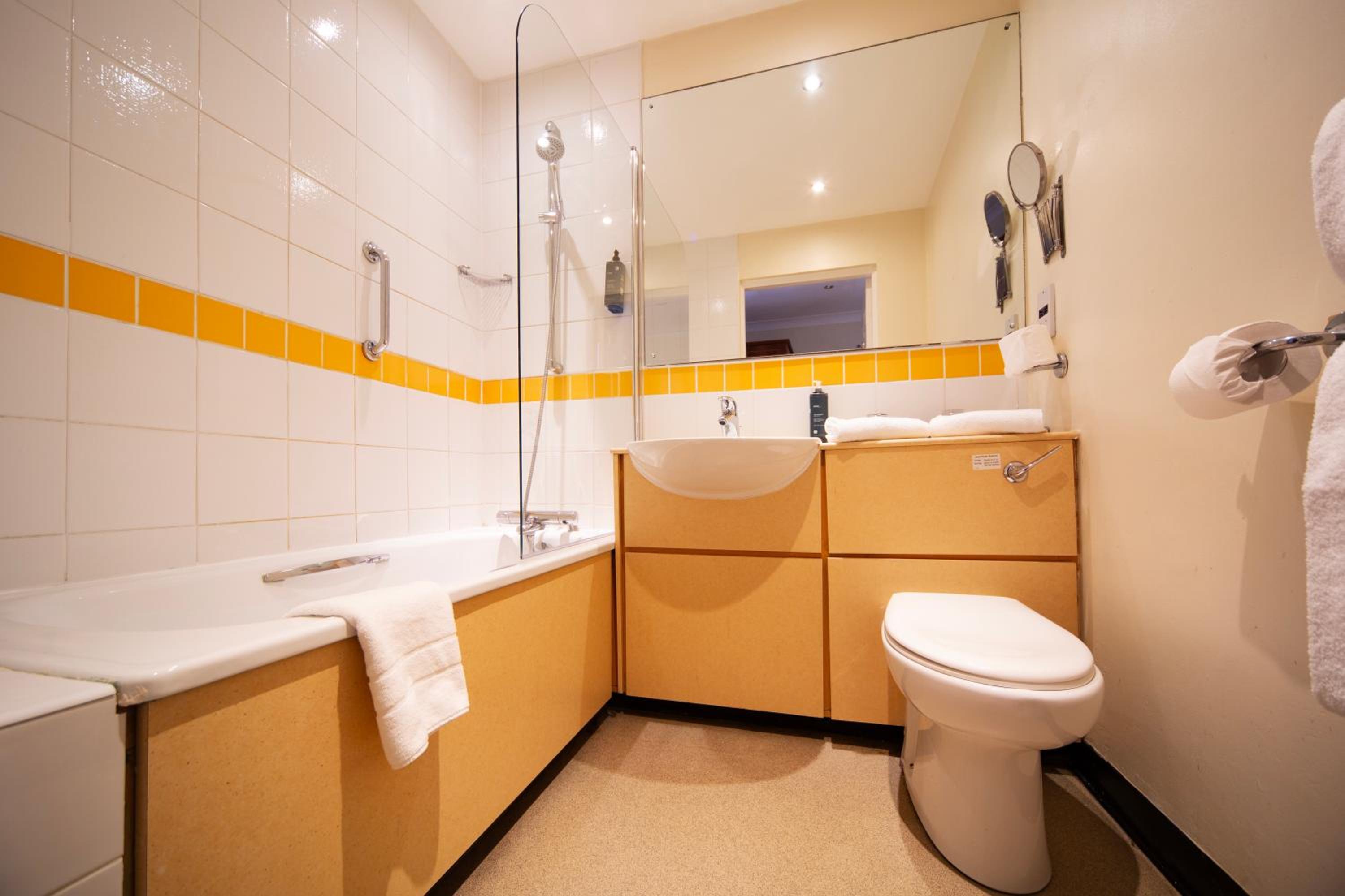 Standard Twin Room photo 2