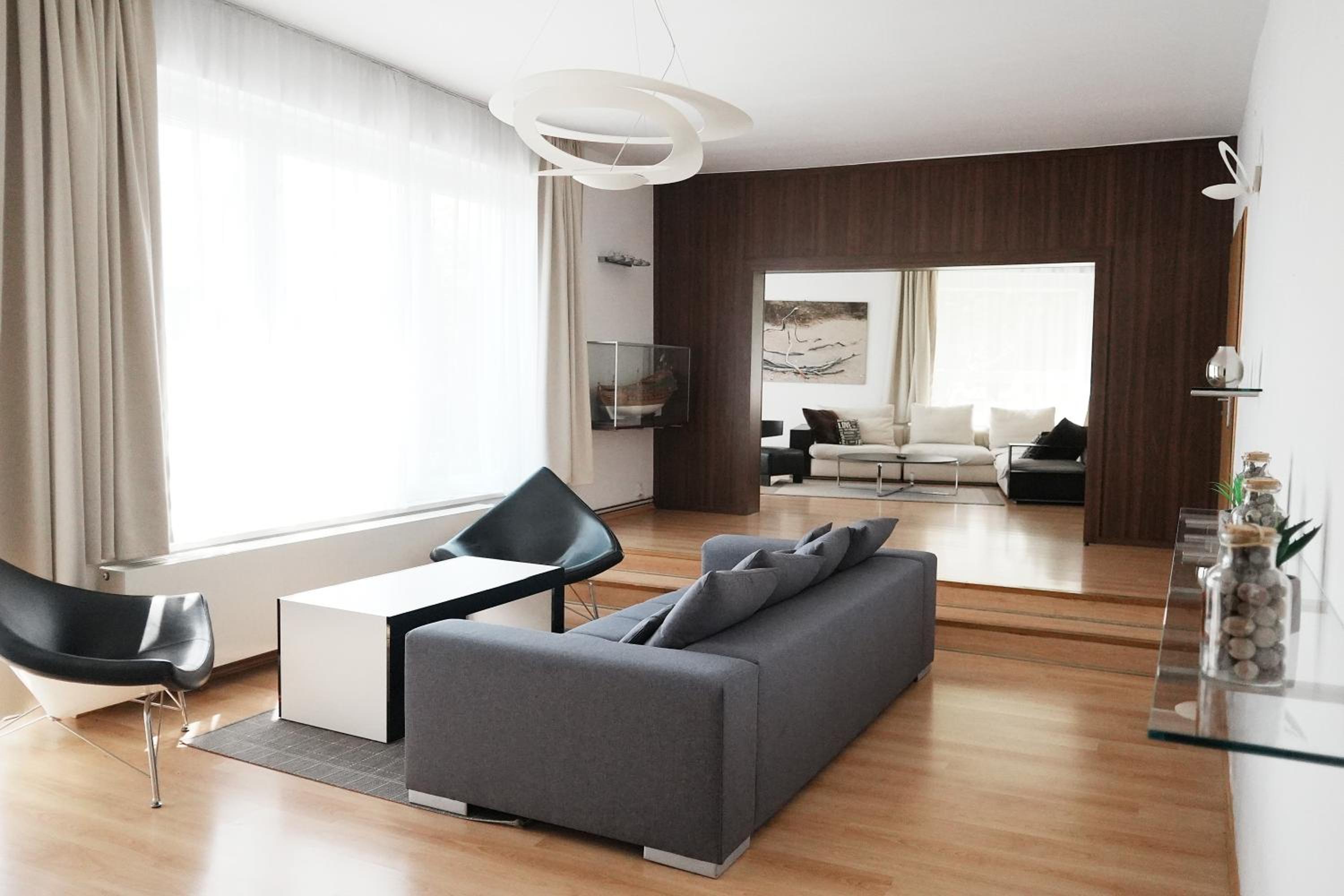 Villa photo 2