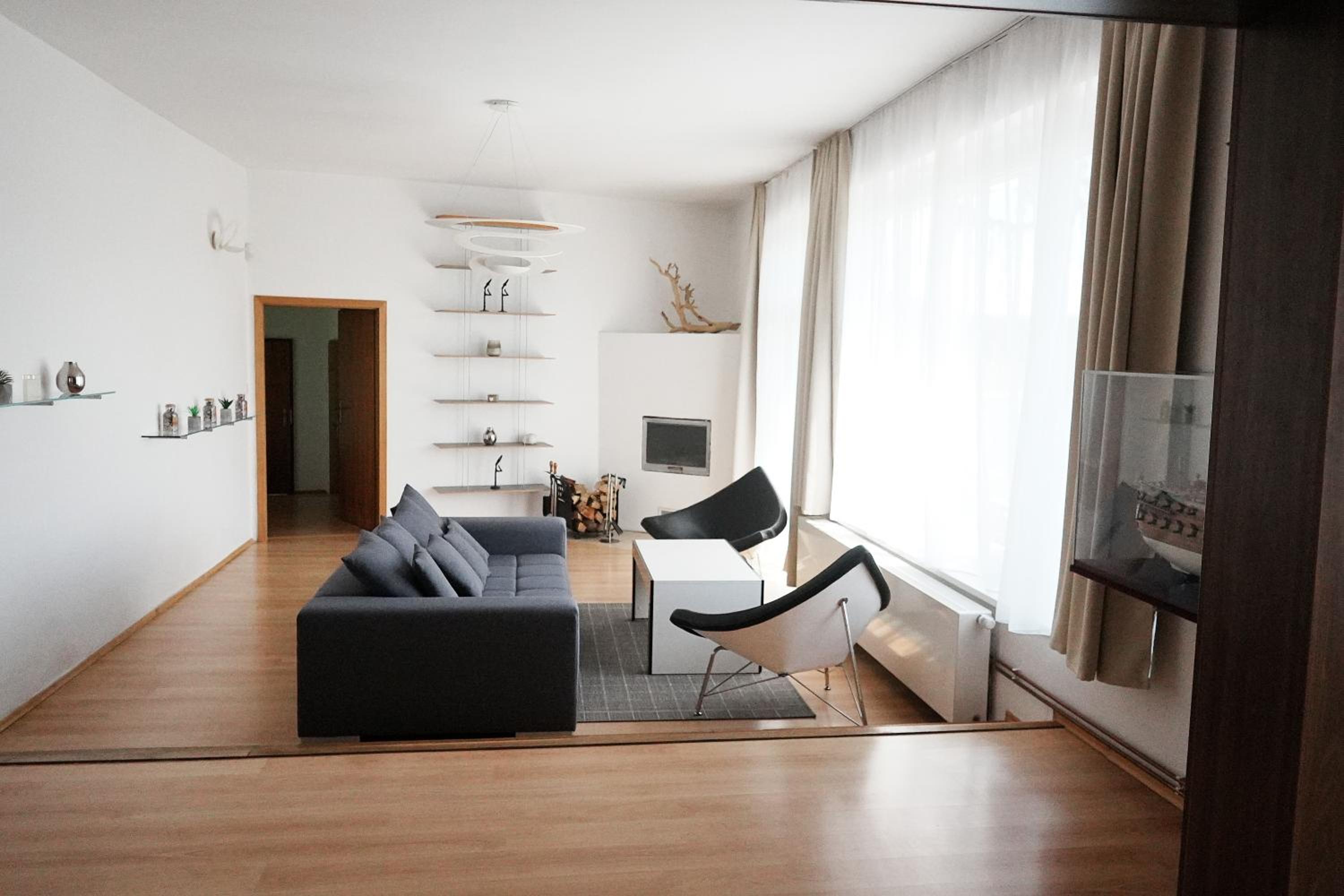 Villa photo 3