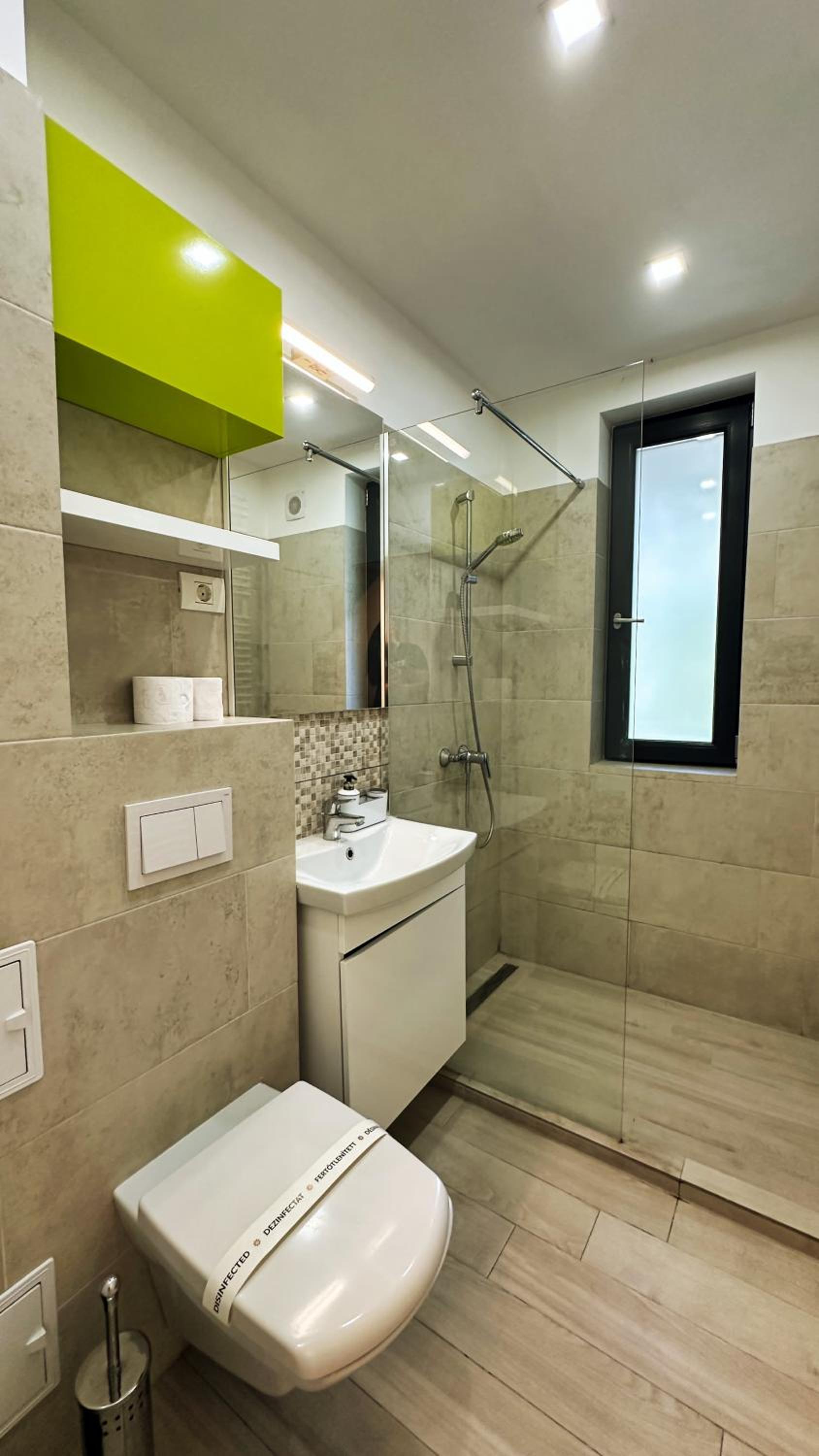 One-Bedroom Apartment with Balcony photo 1