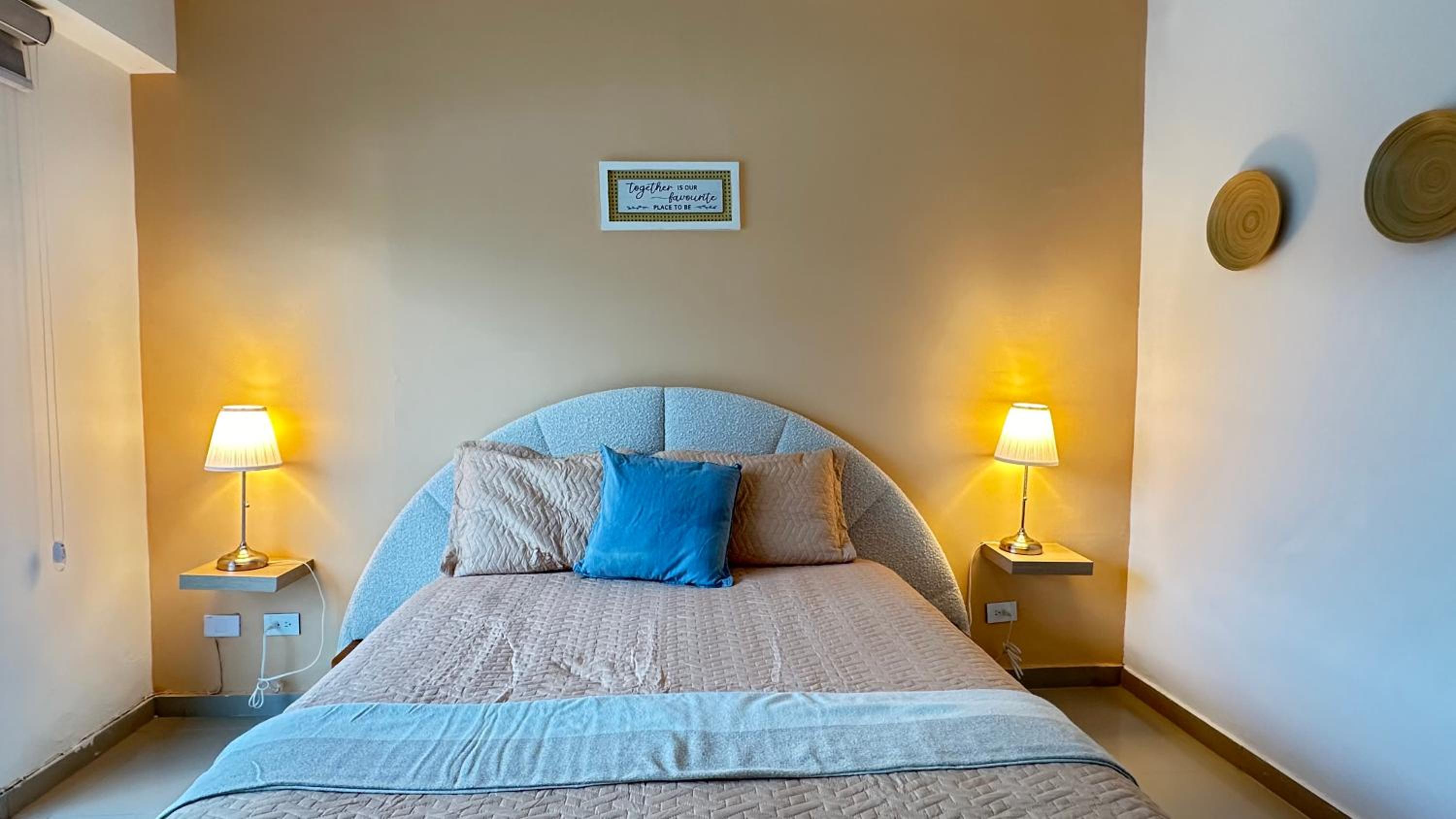 One-Bedroom Deluxe Apartment photo 2
