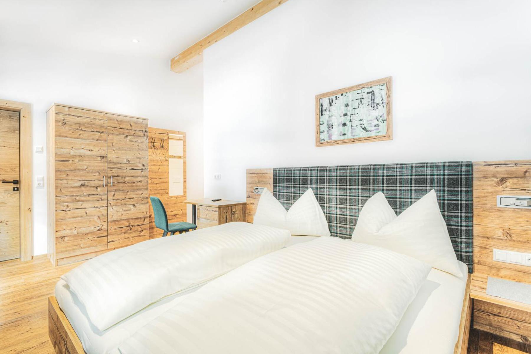 Double Room with Balcony photo 3