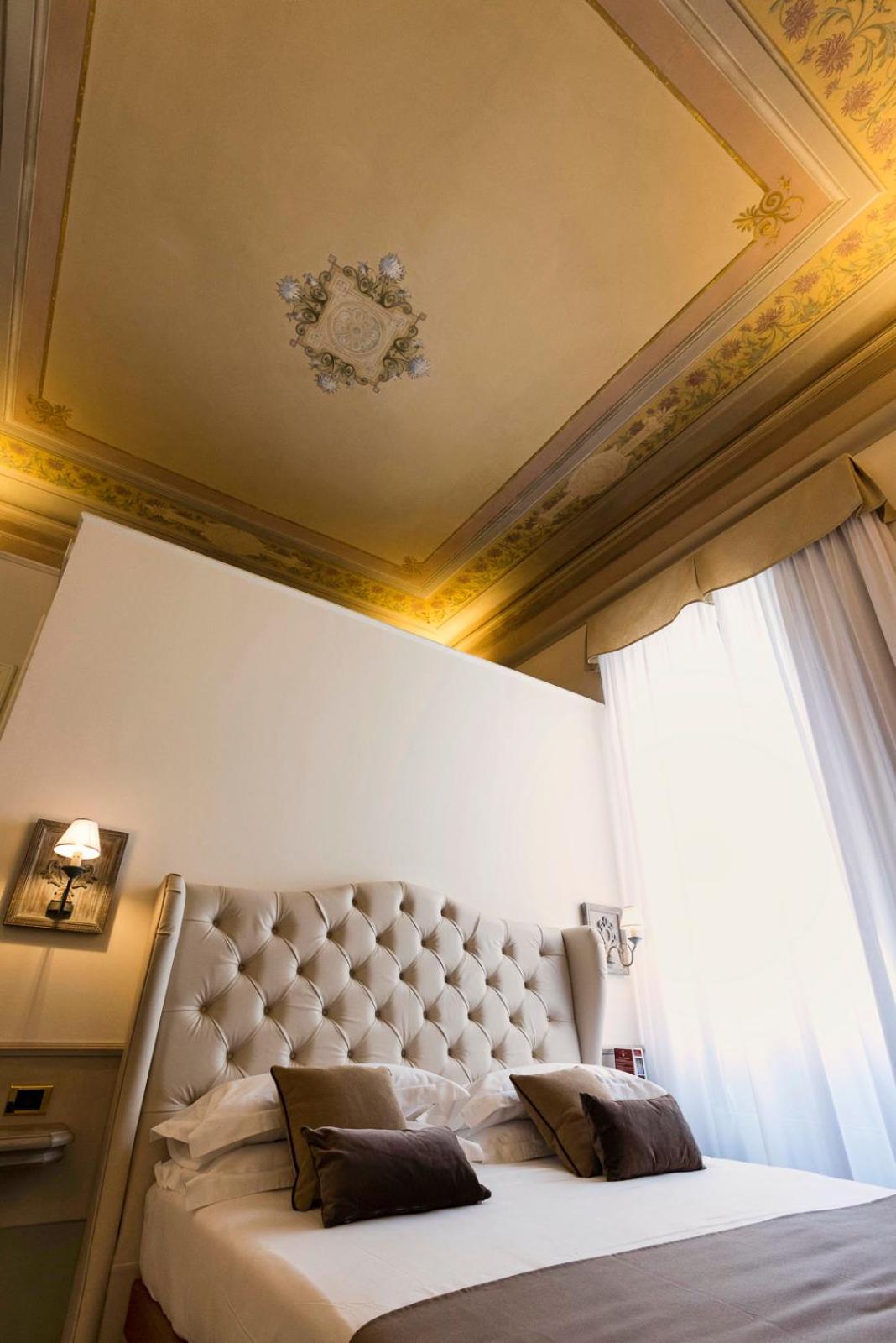 Classic Double or Twin Room with One-time SPA access thumbnail 6